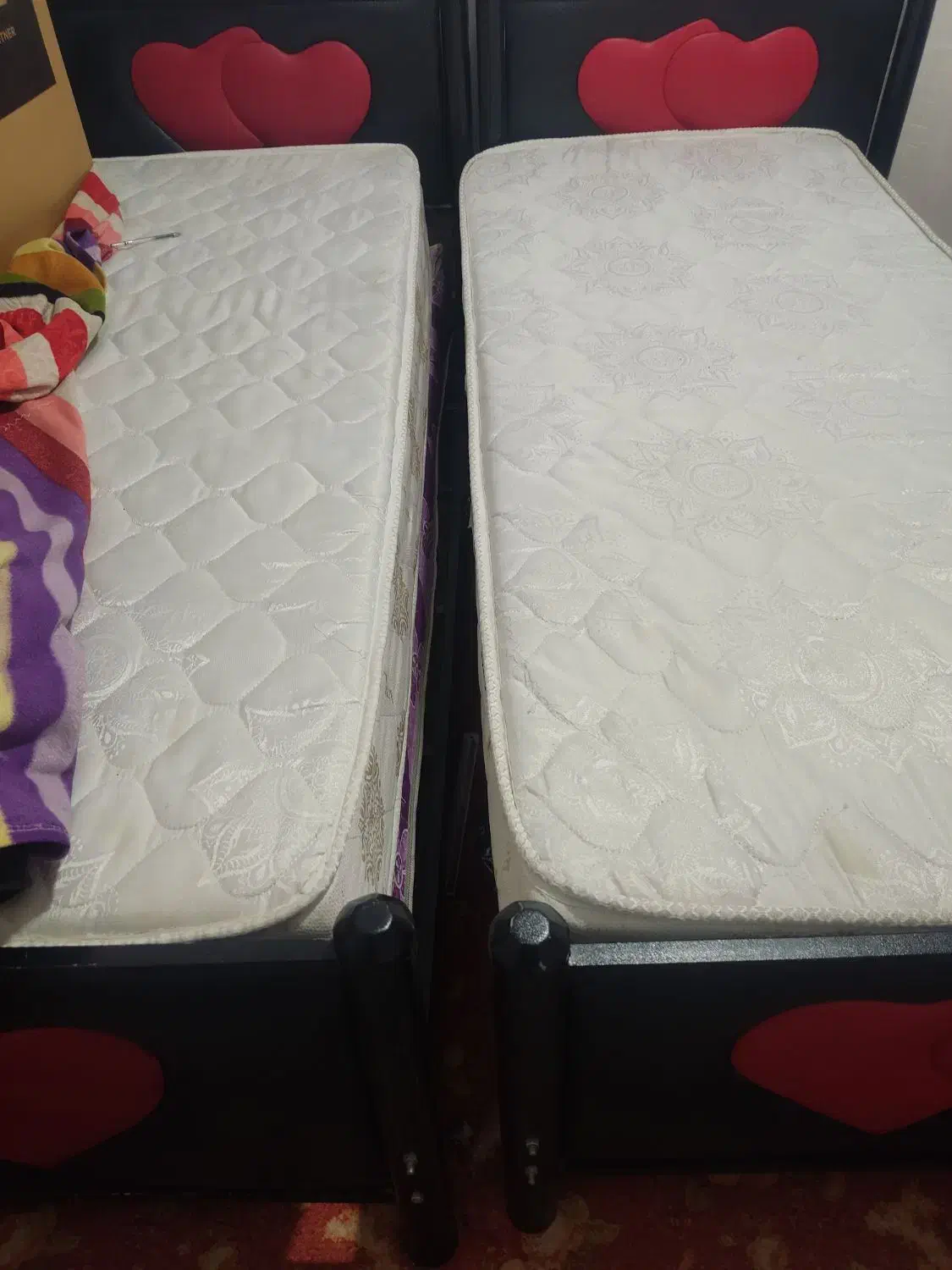 فروش تخت خواب با تشک فنری برجسته نو|مبلمان خانگی و میز عسلی|دهدشت, |دیوار