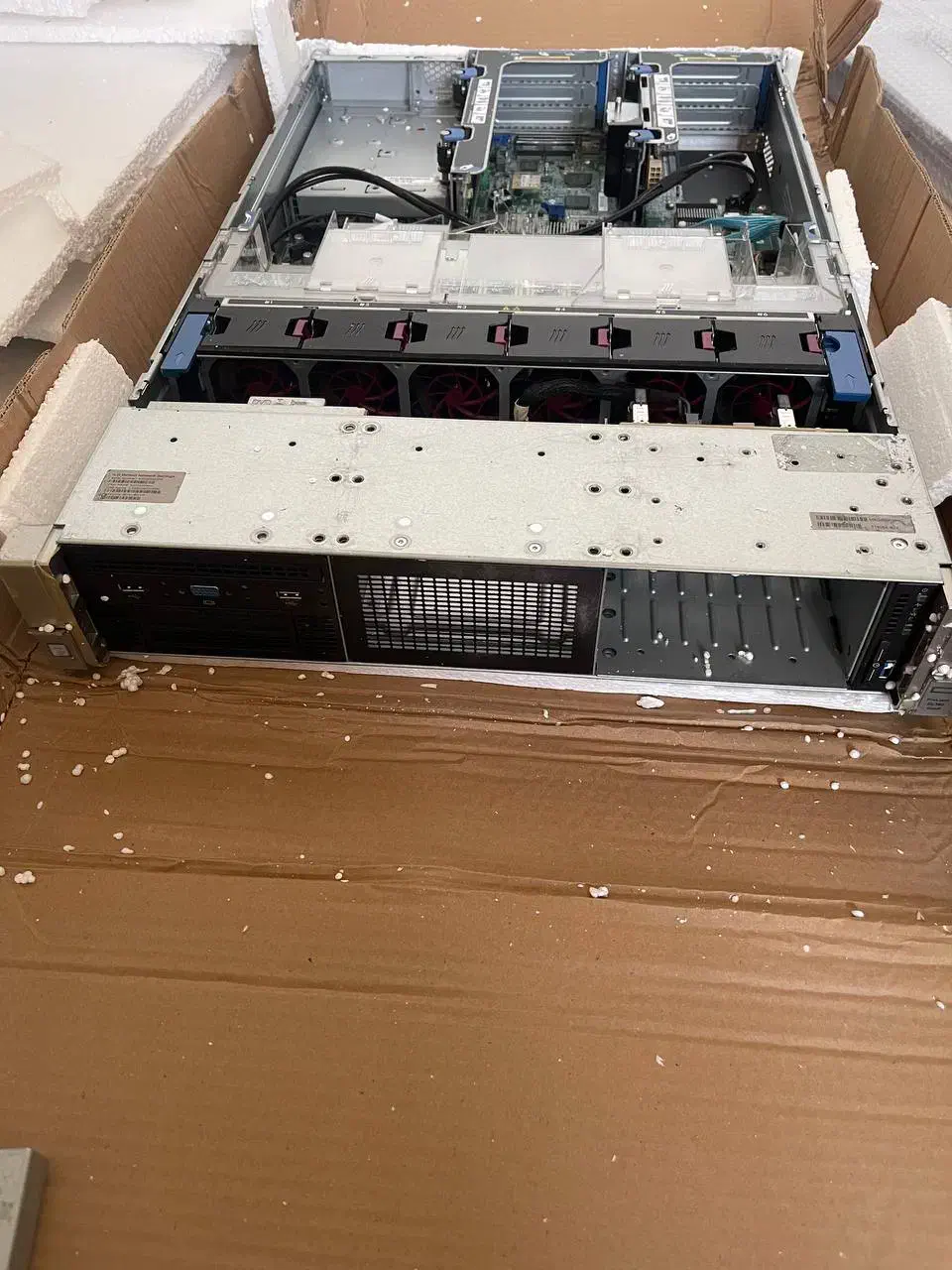 server proliant dl380 g9 8sff|مودم و تجهیزات شبکه|تهران, بهجت‌آباد|دیوار
