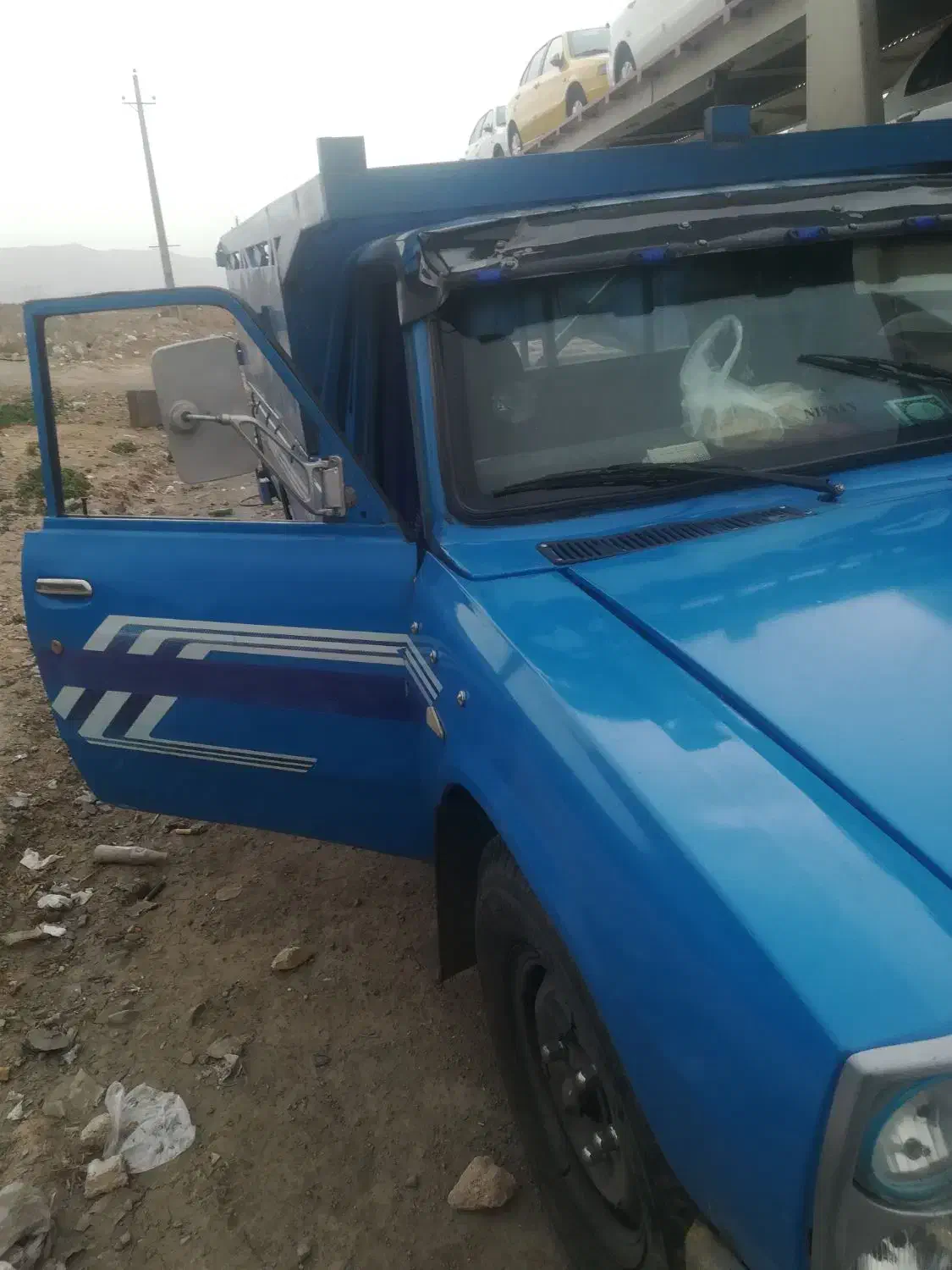 نیسان|خودرو سنگین|رباط‌کریم, رباط‌کریم|دیوار