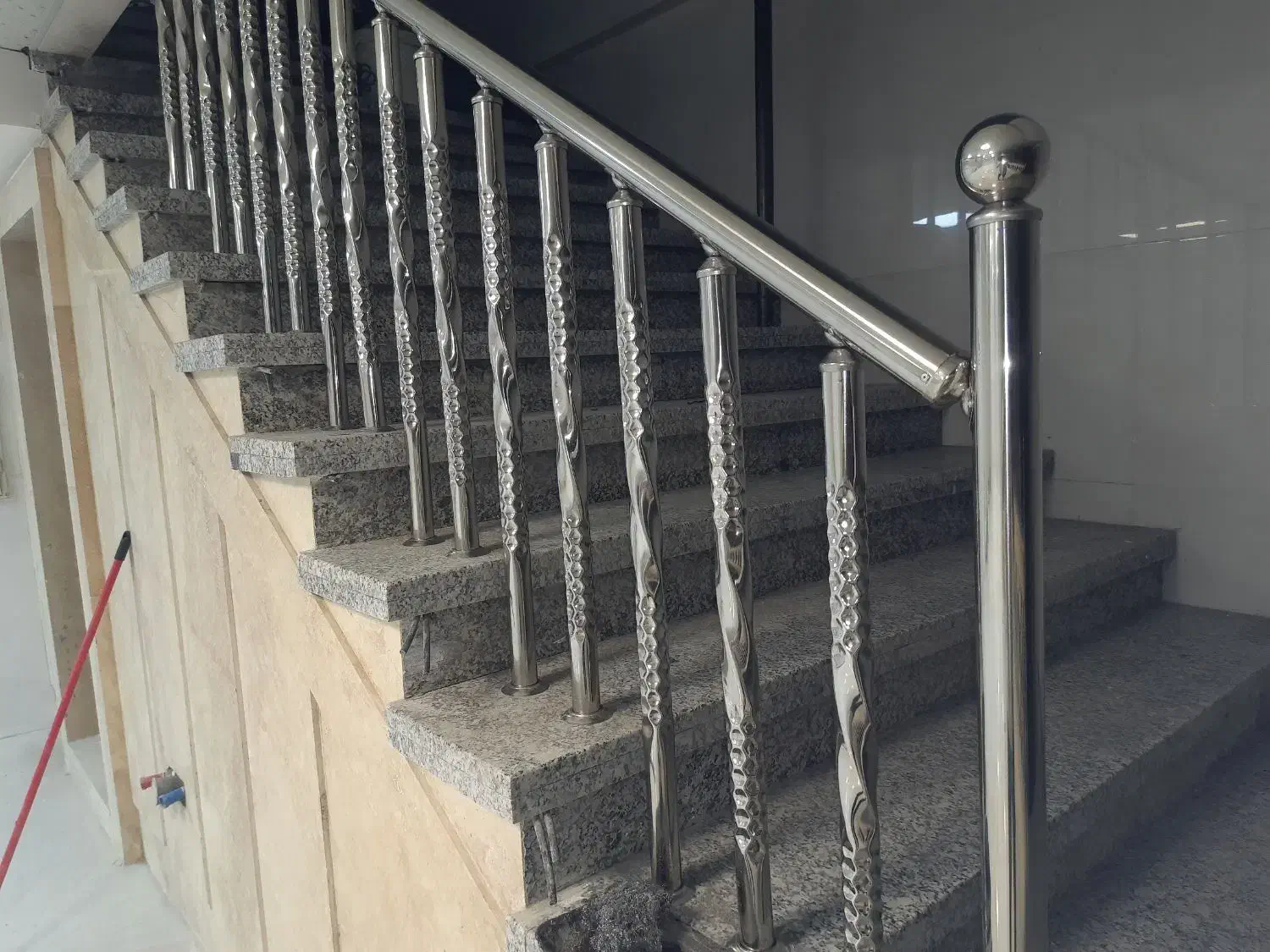 نرده استیل نجفی|خدمات پیشه و مهارت|نیشابور, پنجراه|دیوار