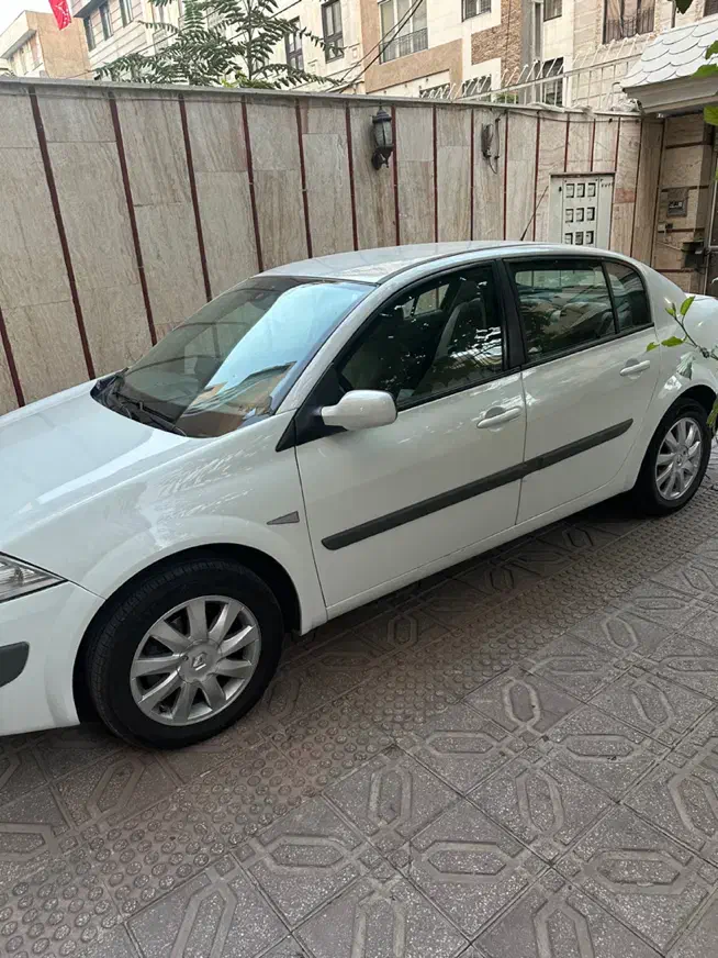 مگان 2000 cc اتومات مدل ۹۰|خودرو سواری و وانت|تهران, آرژانتین|دیوار