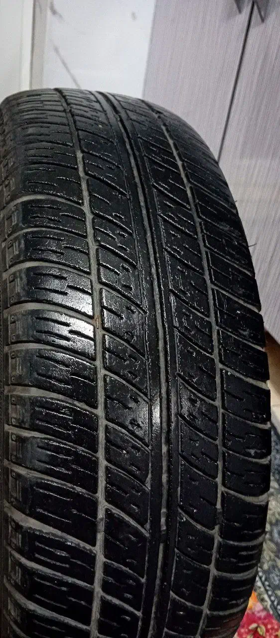 لاستیک|قطعات یدکی و لوازم جانبی|هشتگرد, شهرک دریا|دیوار