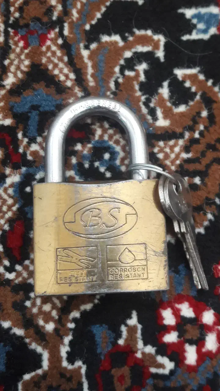 قفل آویز|ابزارآلات|بروجرد, |دیوار