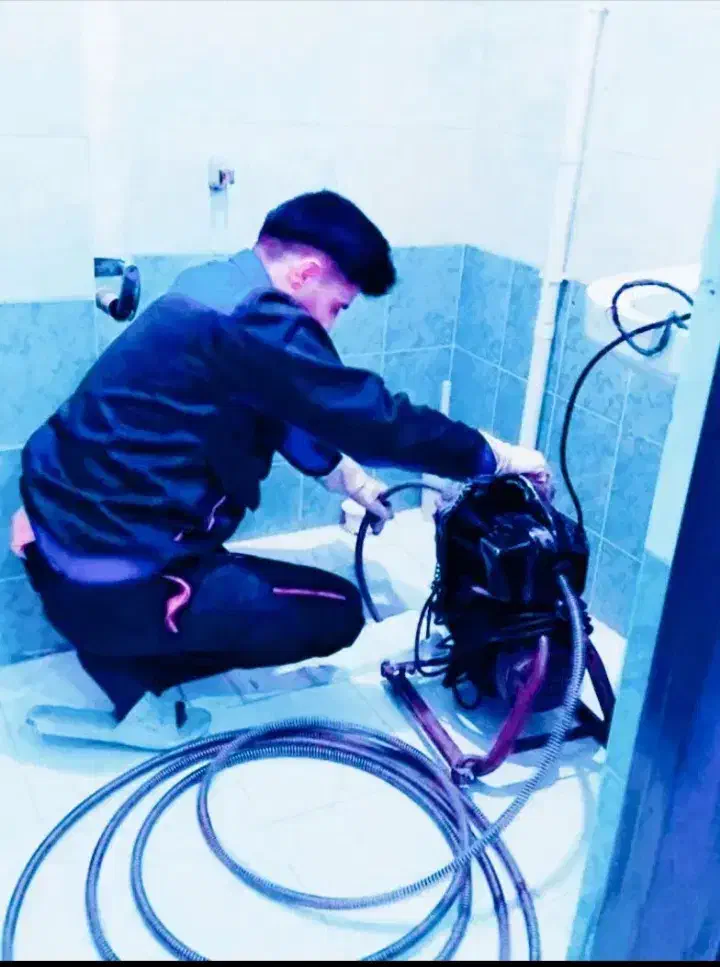 لولهبازکنی فوری شیراز با فنر برقی ۲۴ ساعته|خدمات پیشه و مهارت|شیراز, شهرک والفجر|دیوار