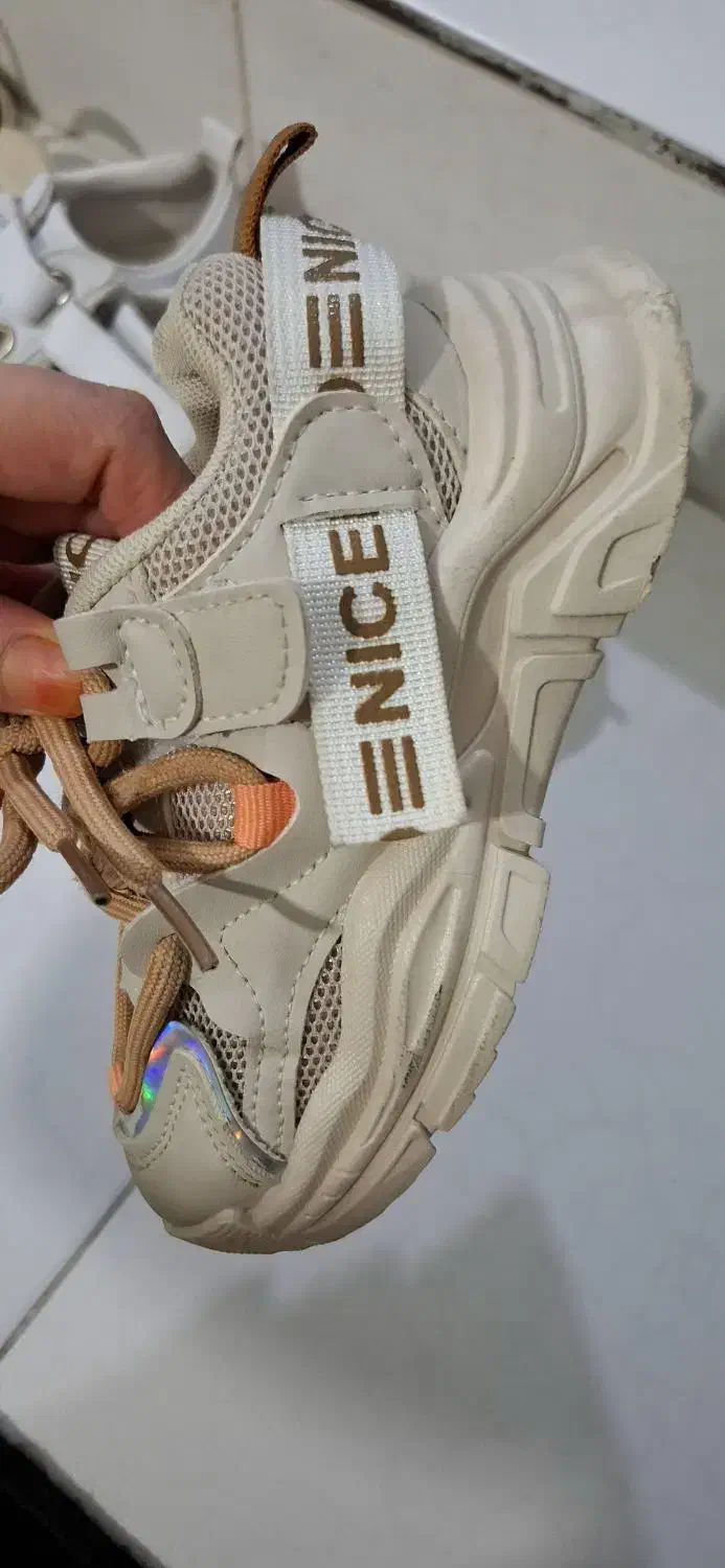 کتونی وصندل بچگانه|کفش و لباس بچه|قائمشهر, |دیوار