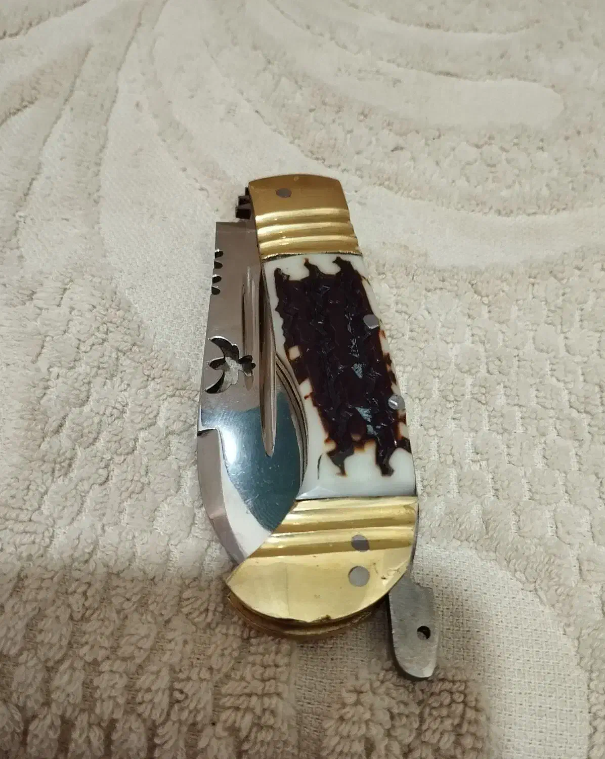 چاقو|کوهنوردی و کمپینگ|بم, |دیوار