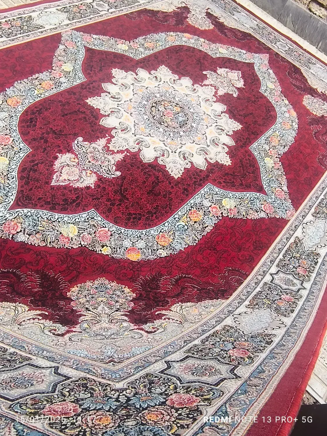 جفت۹ متری قرمز|فرش|ساوه, |دیوار