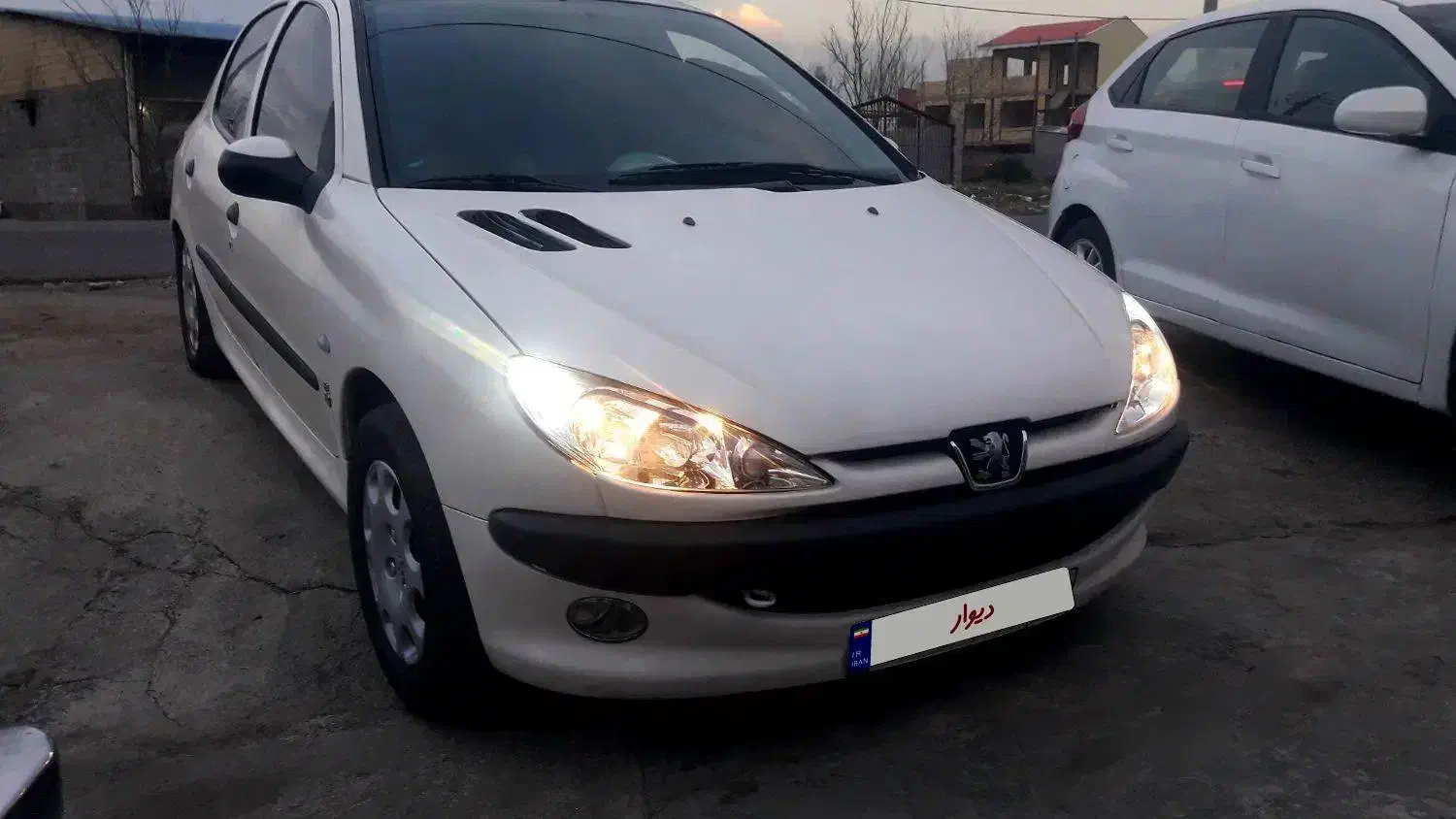 پژو۲۰۶تیپ۲ مدل۸۸|خودرو سواری و وانت|رشت, کوی جام جم|دیوار