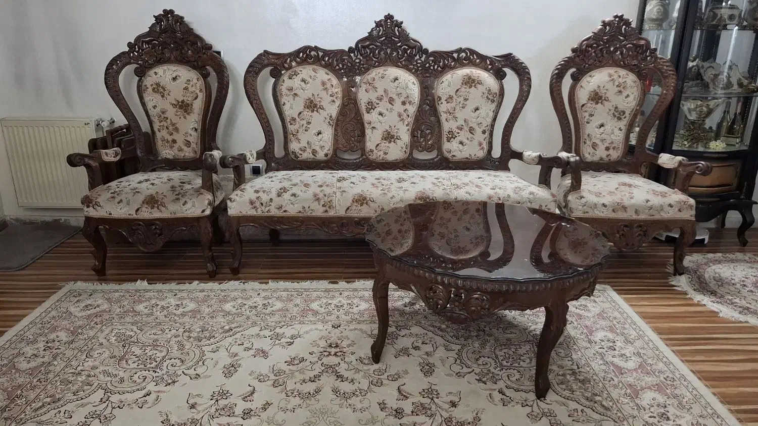 مبل سلطنتی|مبلمان خانگی و میز عسلی|اصفهان, جلفا|دیوار