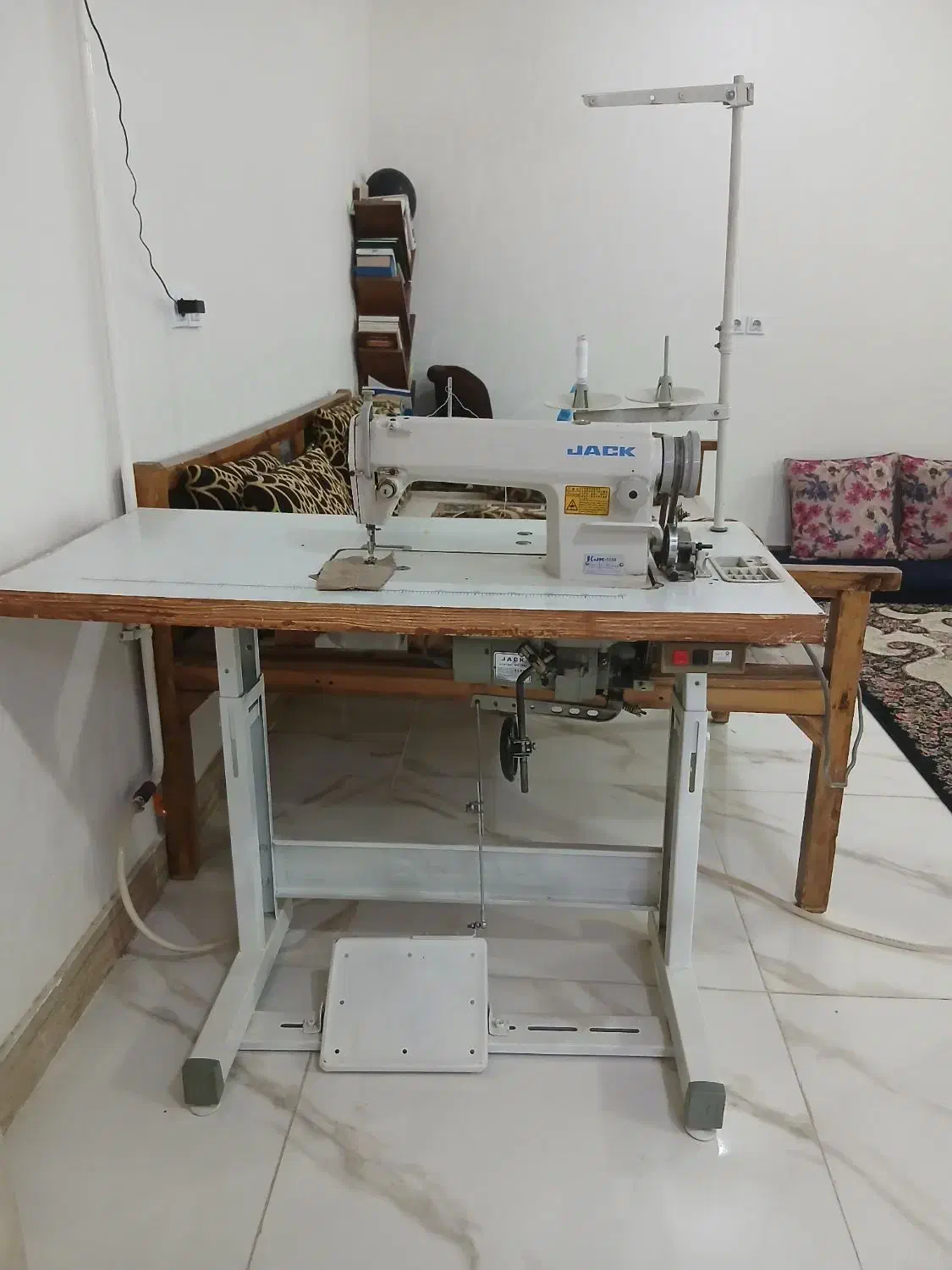 فروش چرخ خیاطی راسته دوز|چرخ خیاطی و ریسندگی|امیدیه, |دیوار