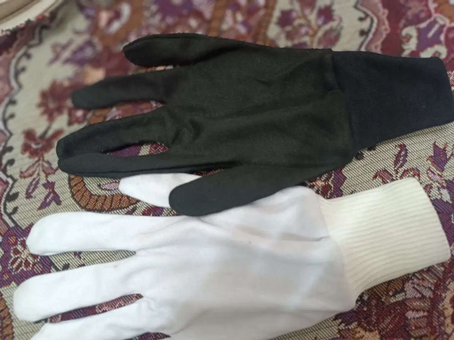 دستکش نخی کش بند بالای صد جفت موجود است|لباس|نیشابور, فردوسی جنوبی|دیوار