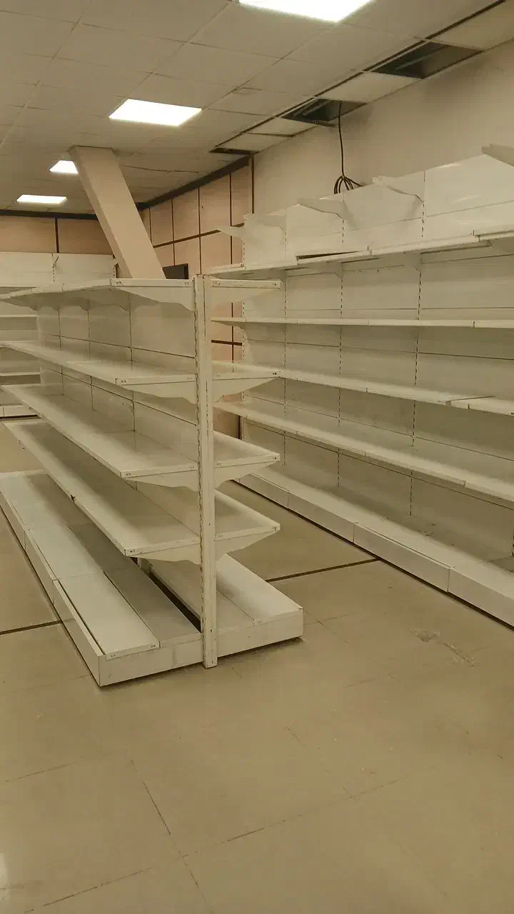 قَفَسِه فلِزیِ صفحهِ تُرک پایه ویتّرین دِکورراکِ|فروشگاه و مغازه|نیشابور, دارایی|دیوار