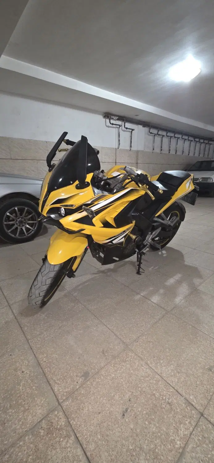 rs200|موتورسیکلت|تهران, شهرک ابوذر|دیوار