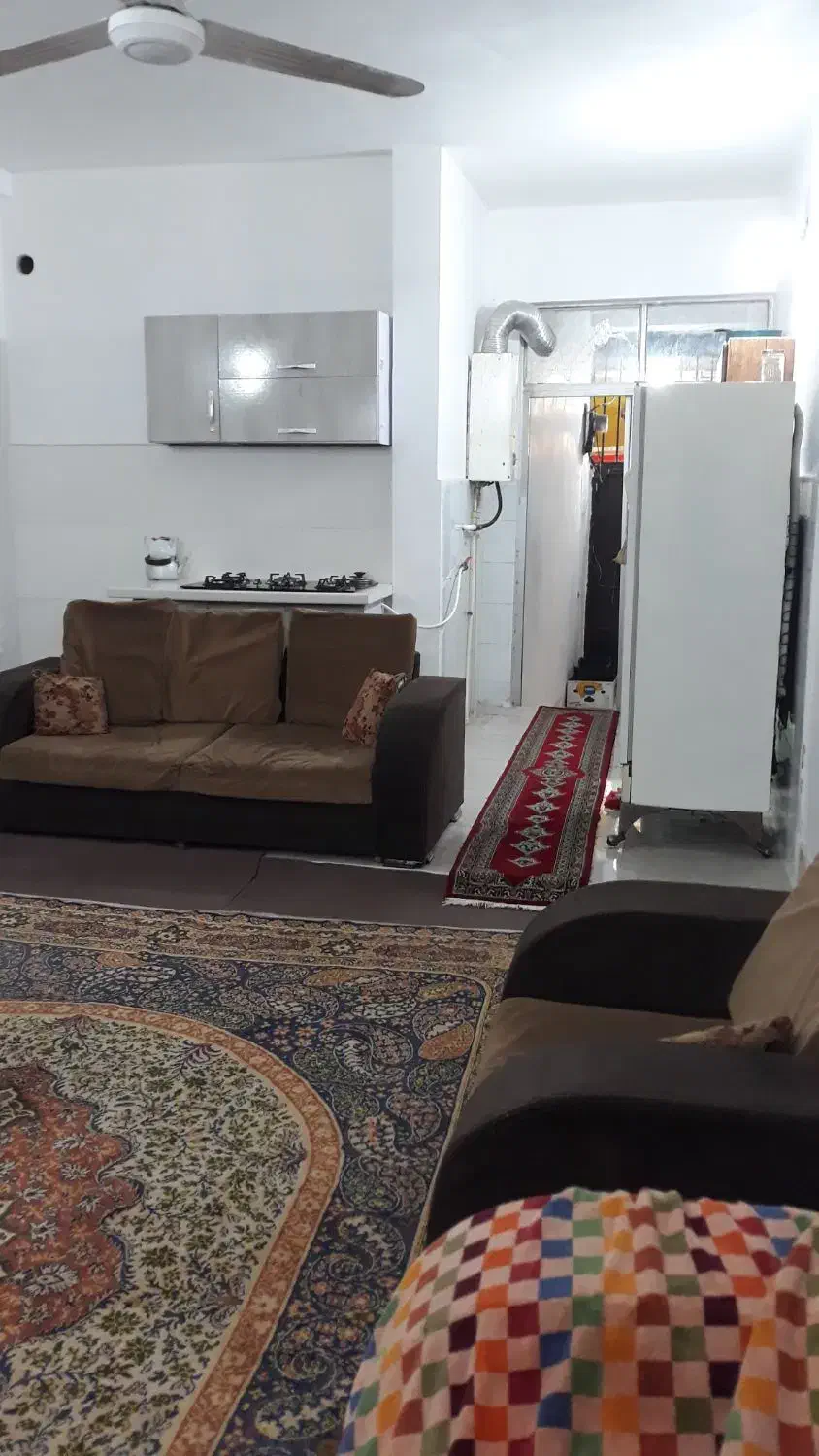 سوییت ۸۵ متری شهرداری و بازار رشت براصلی بالاشهر|اجارهٔ کوتاهمدت آپارتمان و سوئیت|رشت, گلسار|دیوار