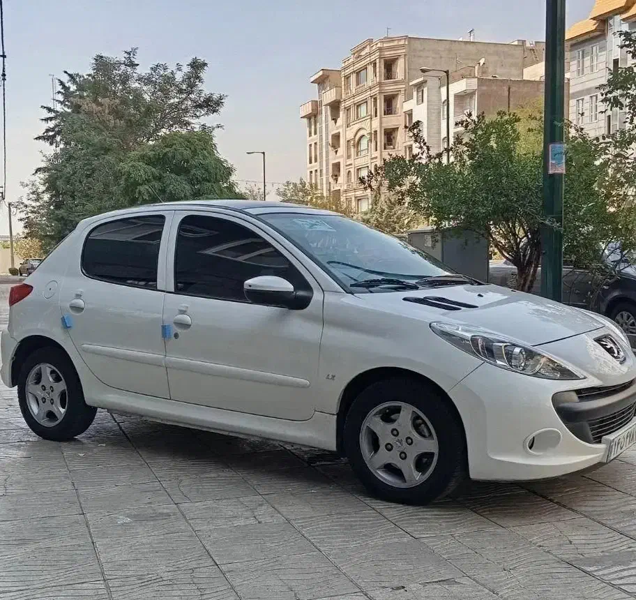 ۲۰۷ اتومات سقف فلز|خودرو سواری و وانت|ایلام, |دیوار