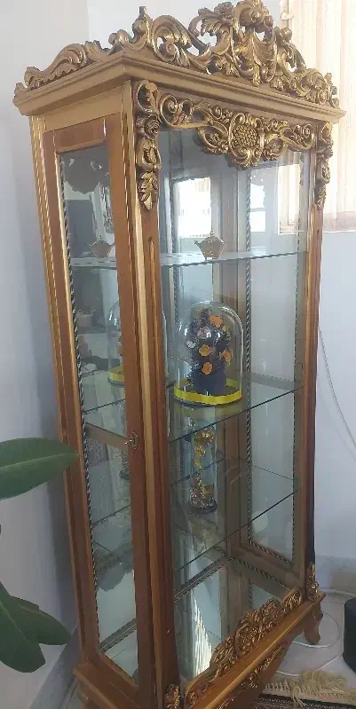 ویترین طلایی نو وسالم|بوفه، ویترین، کنسول|بروجن, |دیوار