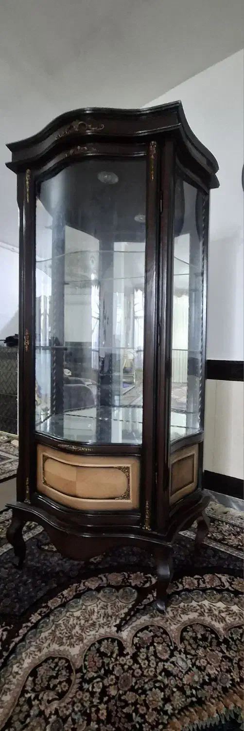 بوفه چوبی گردو|بوفه، ویترین، کنسول|بروجرد, |دیوار