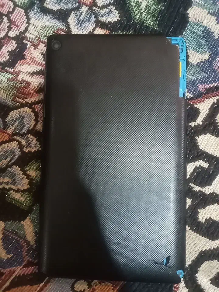 تبلت|تبلت|مشهد, سرافرازان|دیوار