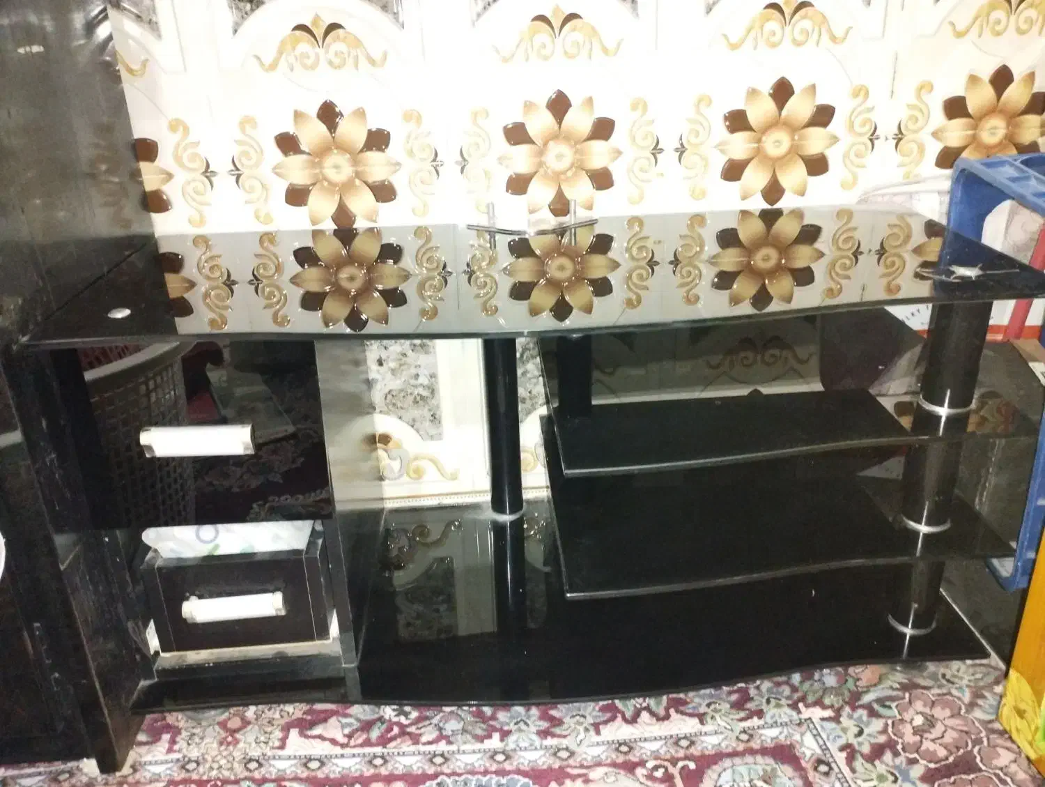 میز تلوزیون|میز تلویزیون|سیب و سوران, |دیوار