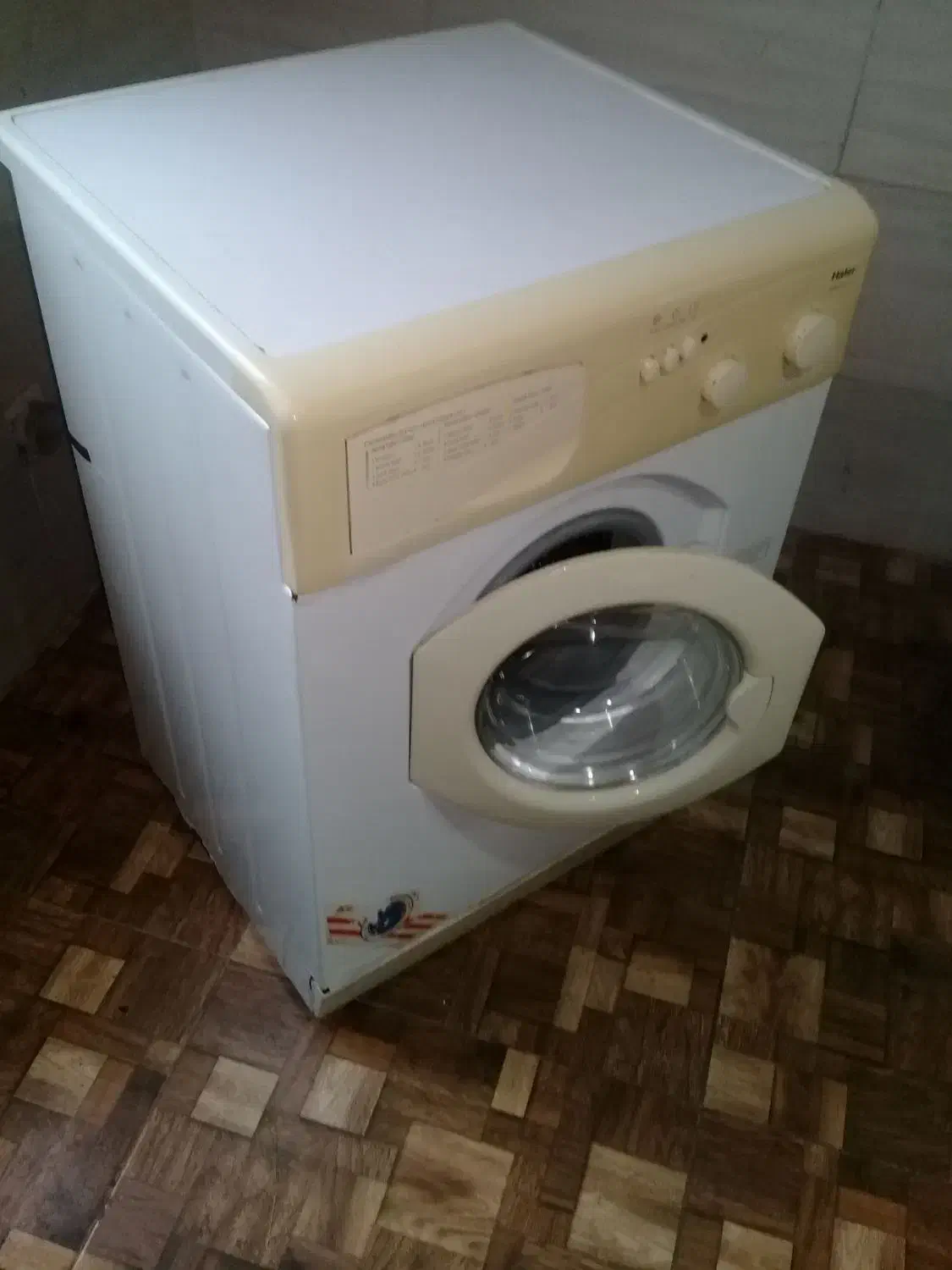 ماشین لباسشویی هایر|ماشین لباسشویی و خشک‌کن لباس|رشت, لاکان|دیوار