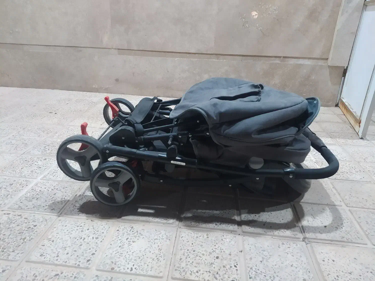 کالسکه برند Espring|کالسکه و لوازم جانبی|صدرا-فارس, فاز ۱|دیوار