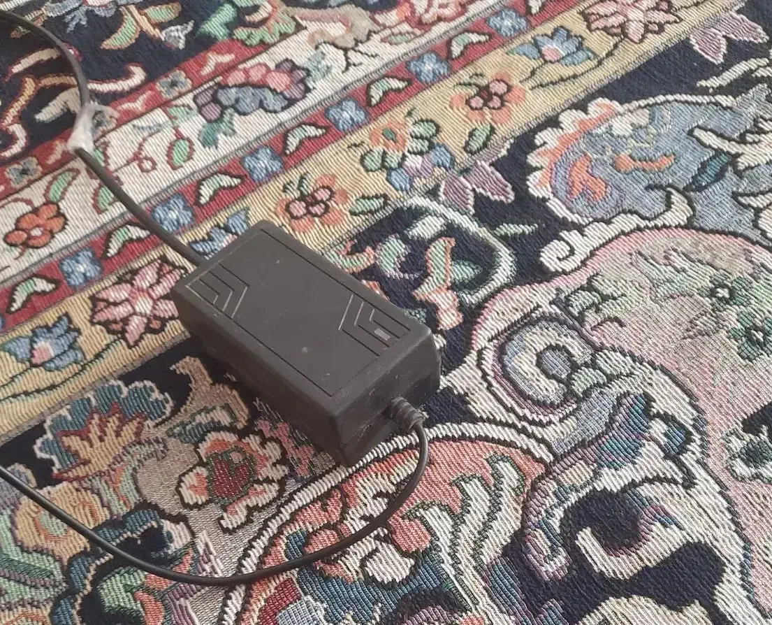 ادابتور ۱۲ولت ۲ امپر. ویک ۶ولت|لوازم جانبی موبایل و تبلت|چناران, |دیوار