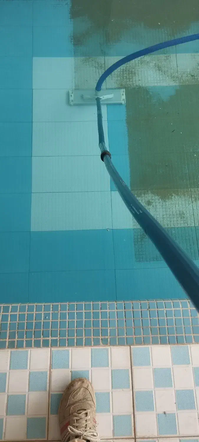 نظافت استخر بک پاشو کار موتورخانه استخر|خدمات نظافت|مشهد, توس (بلوار توس)|دیوار