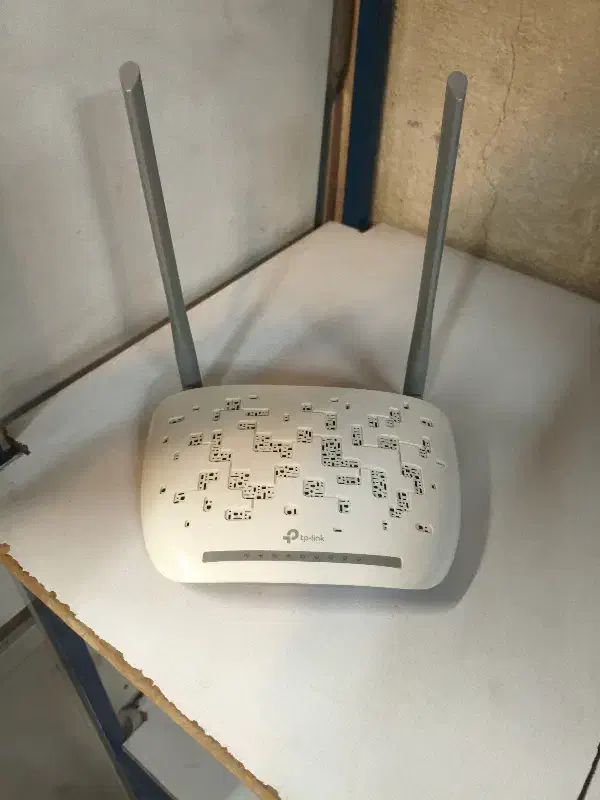 مودم 8961|مودم و تجهیزات شبکه|تهران, فلسطین (میدان انقلاب)|دیوار