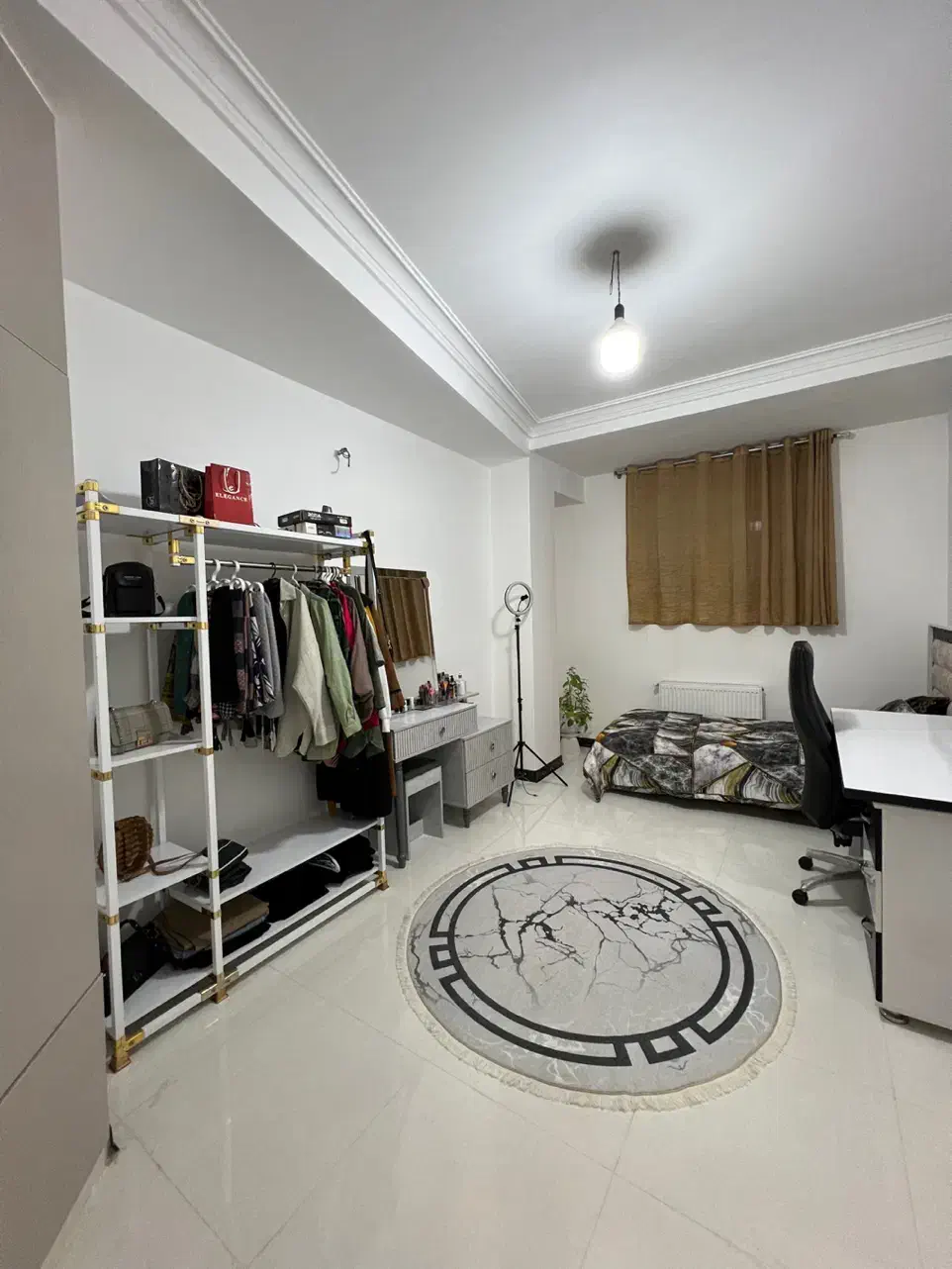 فروش آپارتمان ۱۳۰ متری ۲ خوابه لوکس در پشت سایپا|فروش آپارتمان|مرودشت, پشت سایپا‎|دیوار