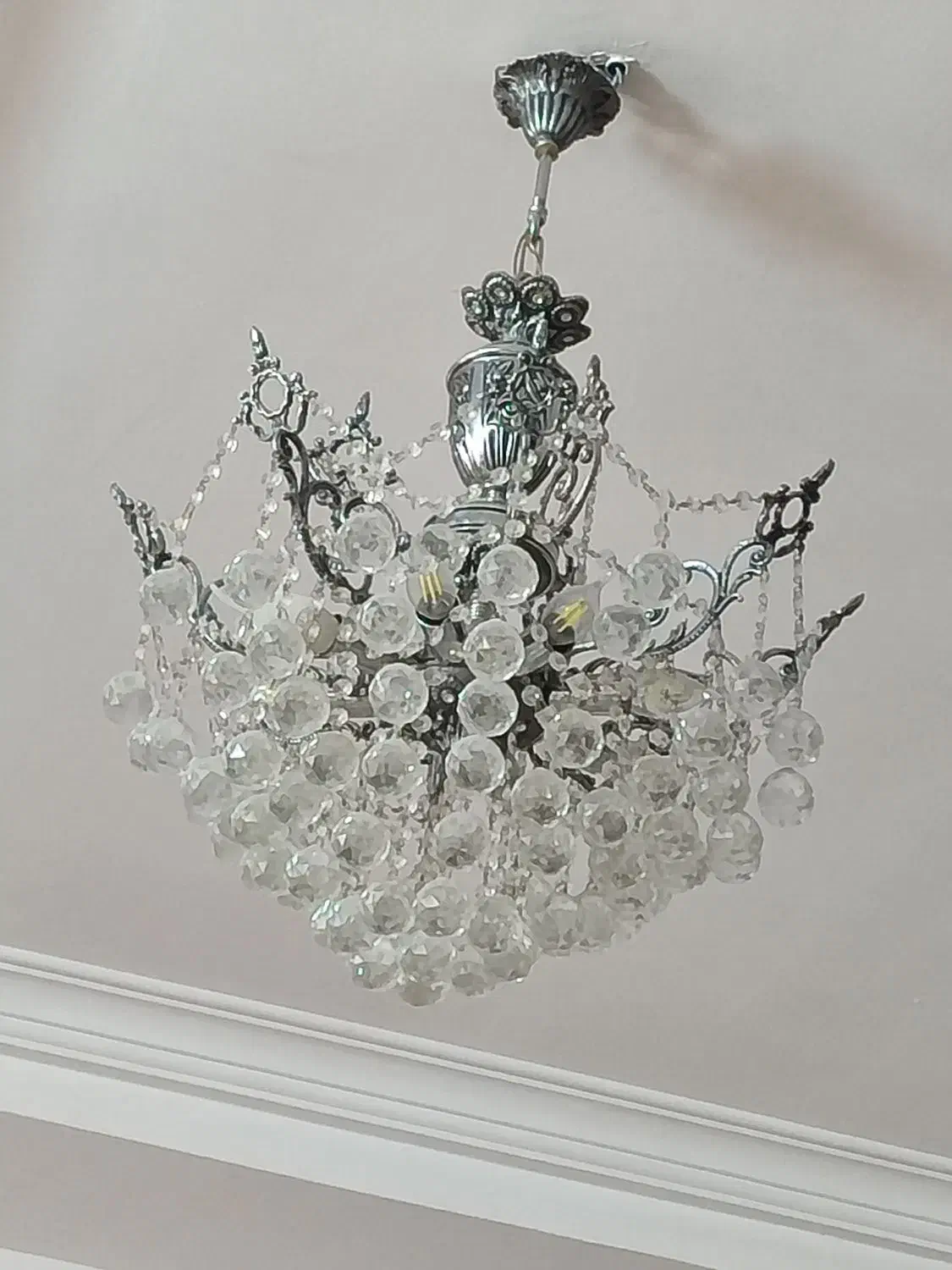 لوستر|لوستر و چراغ آویز|هشتگرد, هشتگرد قدیم|دیوار