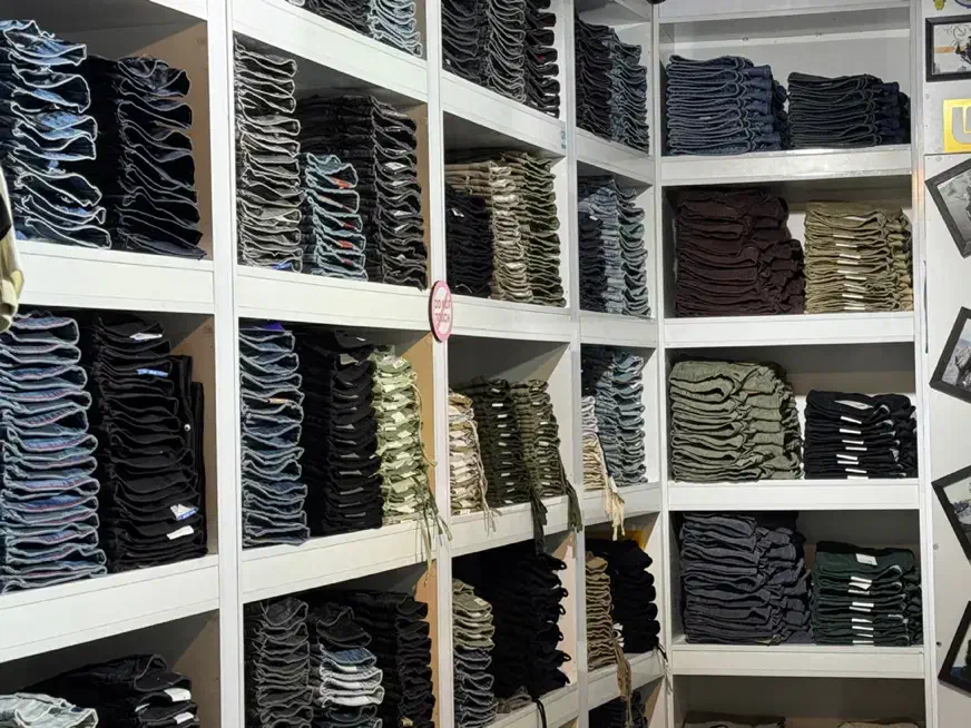 استخدام فروشنده پوشاک|استخدام بازاریابی و فروش|تهران, ستارخان|دیوار