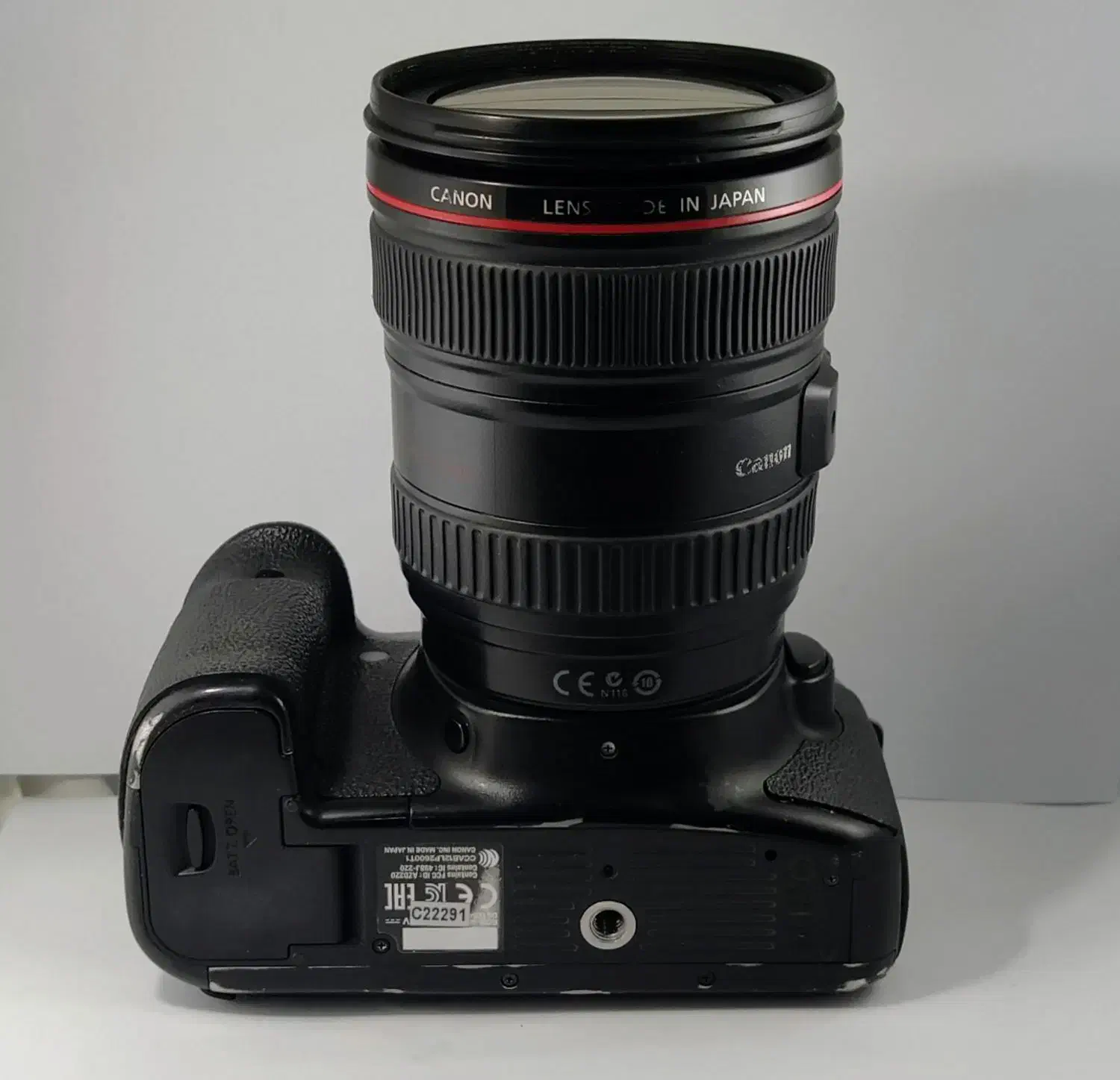 6D کانن+لنز۲۴-۱۰۵سریL یه دوربین فول فریم حرفه ای|دوربین عکاسی و فیلمبرداری|قم, شهدا|دیوار