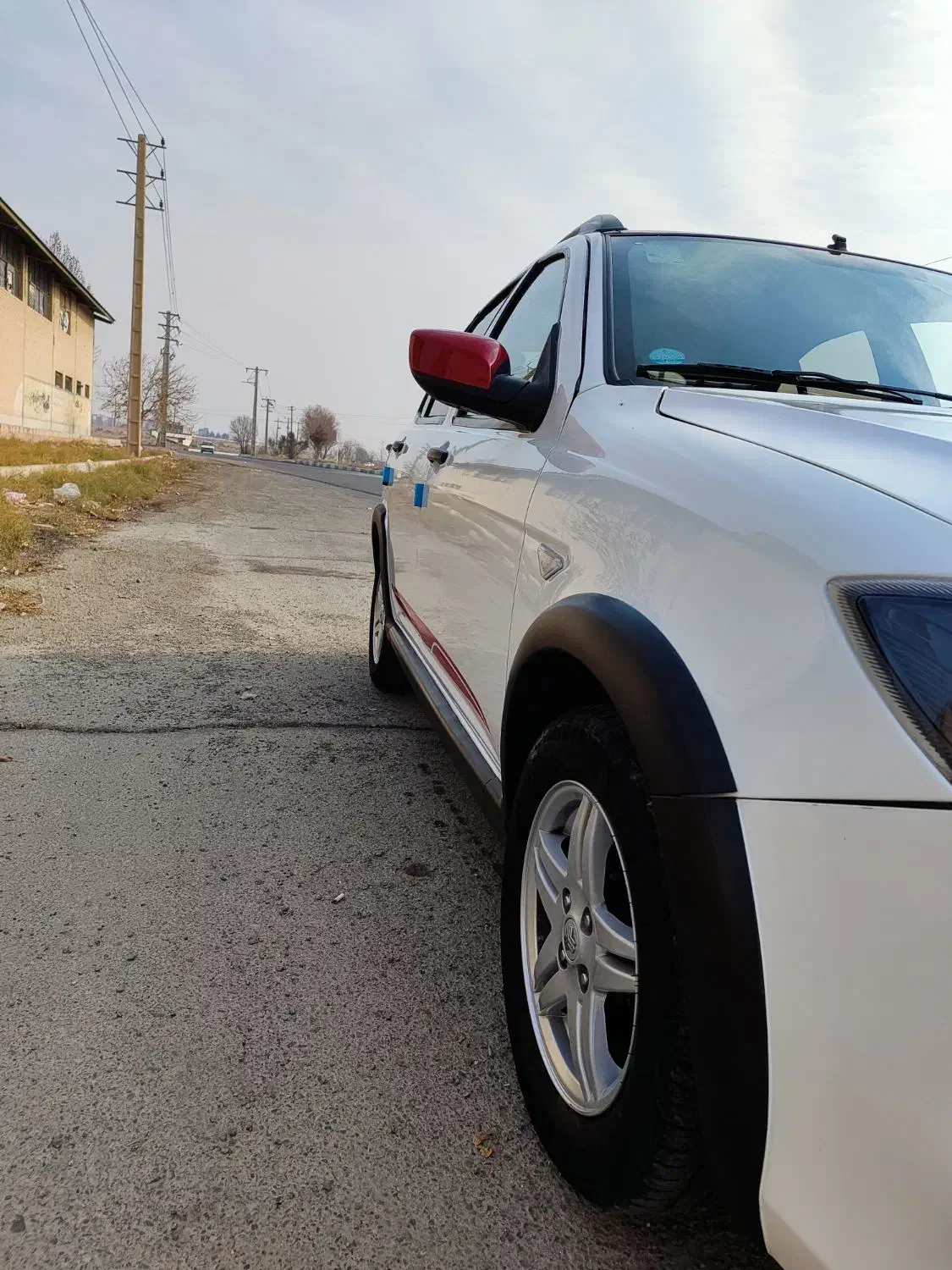 کوییک ار ۴۰۲ پارس خودرویی بی رنگ کم کار|خودرو سواری و وانت|کرج, شهرک رضوانیه|دیوار