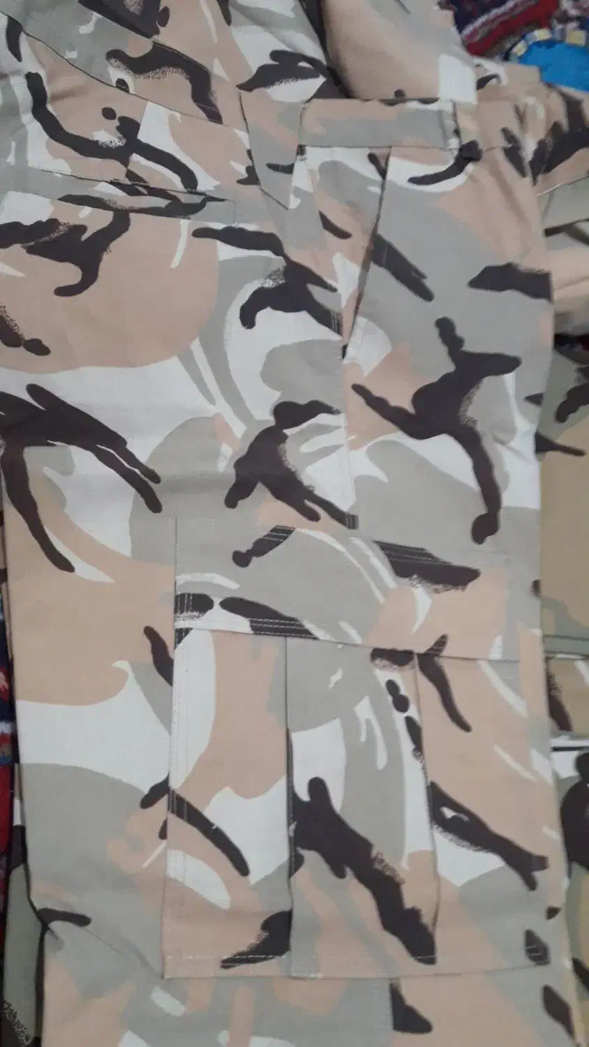 لباس نظامی|لباس|تهران, بوستان جنگلی لویزان|دیوار