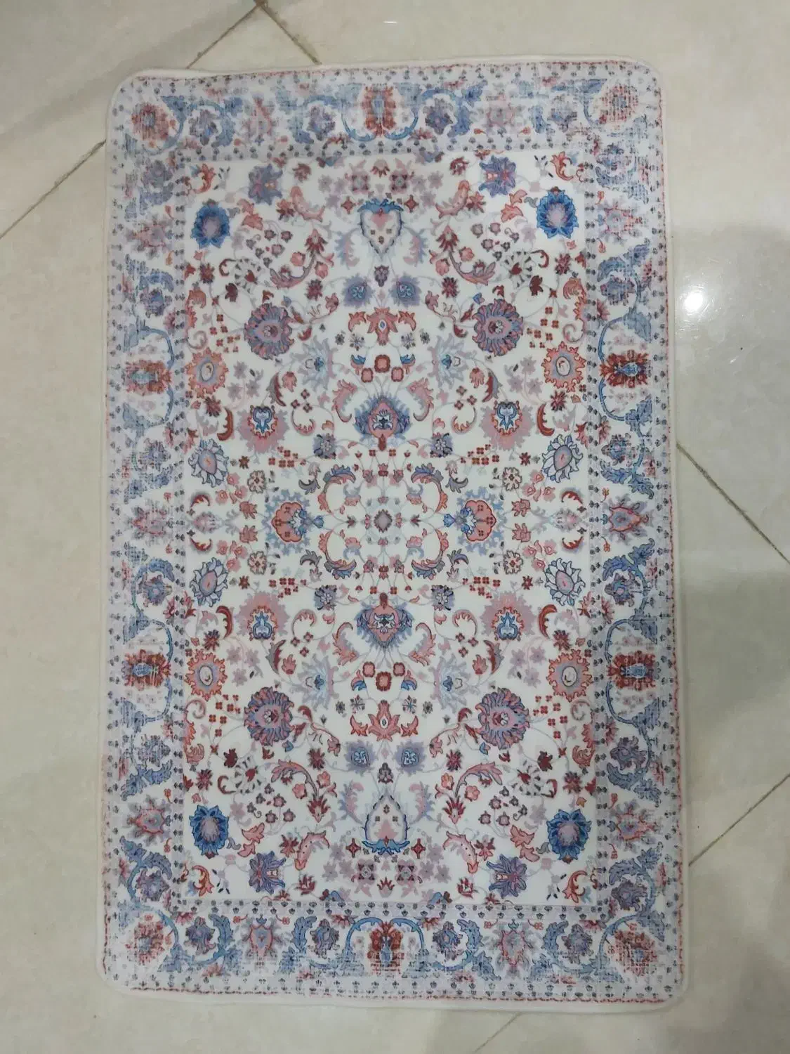 پادری و فرش کناره|فرش|سمنان, |دیوار