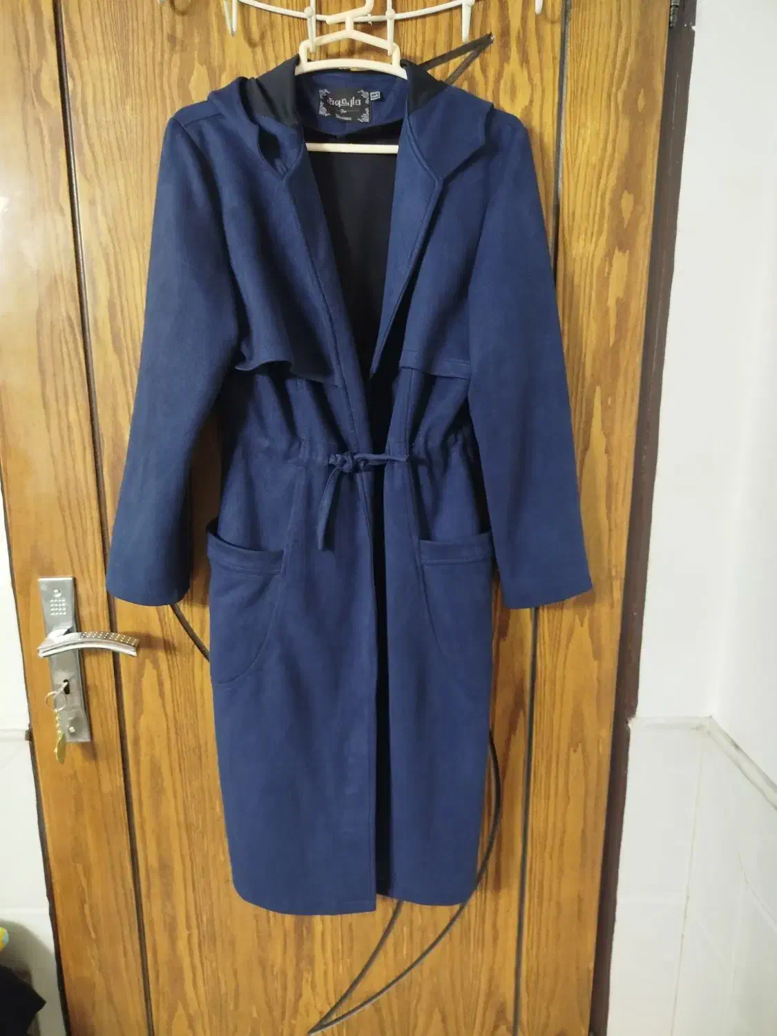 پالتو|لباس|کاشان, کلنگه|دیوار