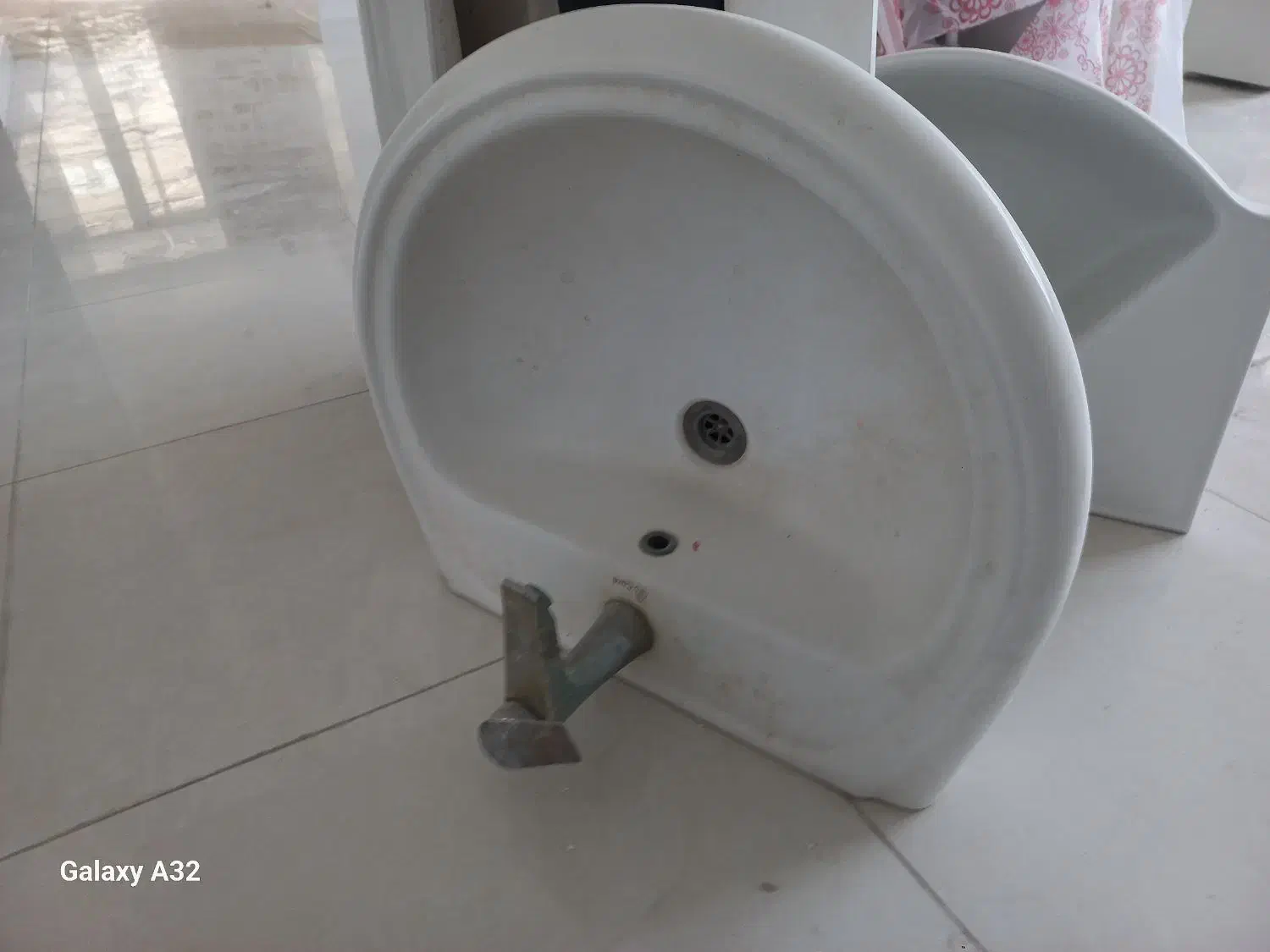 روشویی در حد نو تواعفی|لوازم سرویس بهداشتی|تهران, کوهک|دیوار