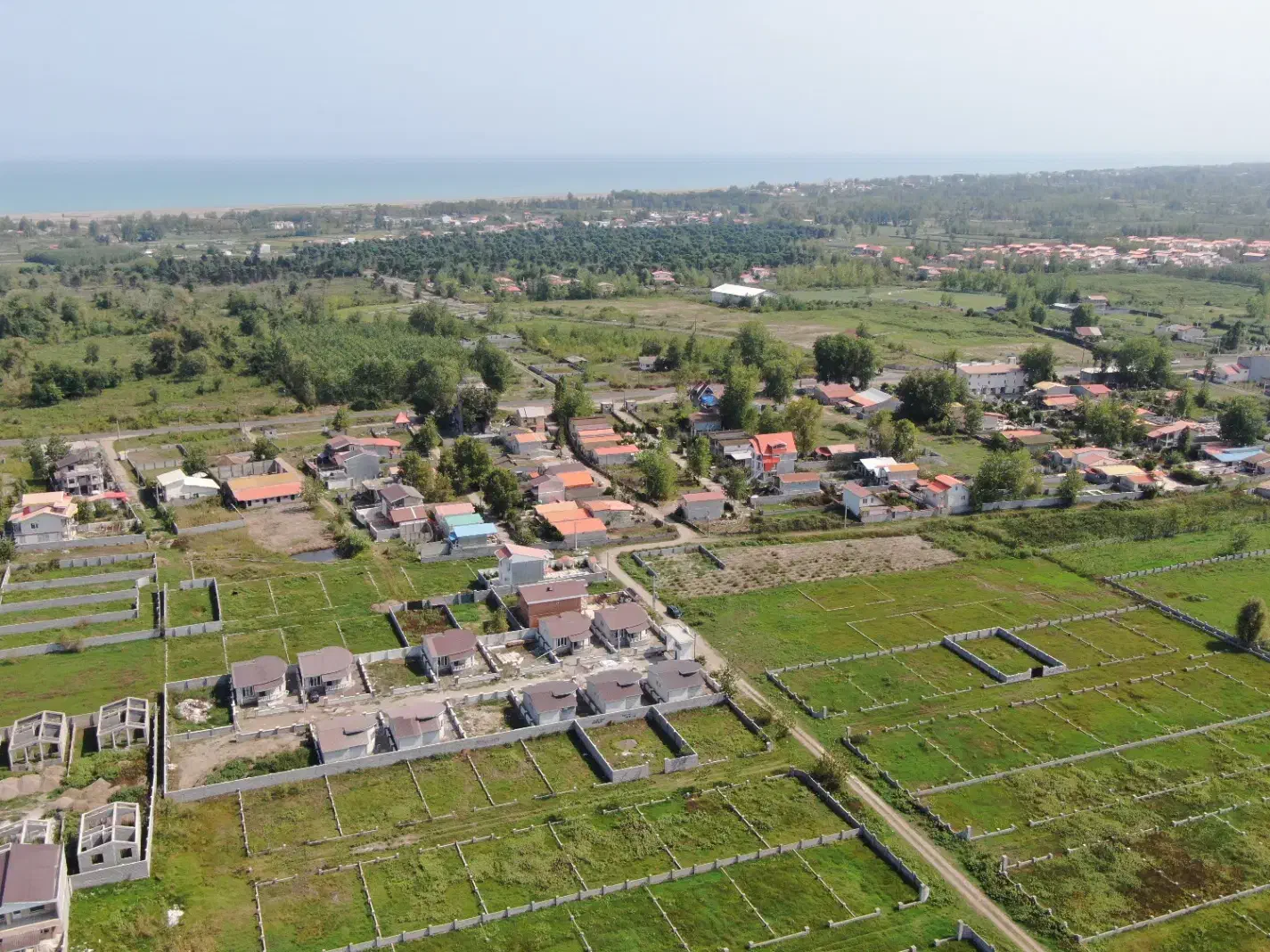 زمین قواره کوچیک با نامه مستثنیات|فروش زمین و ملک کلنگی|سنگر, |دیوار