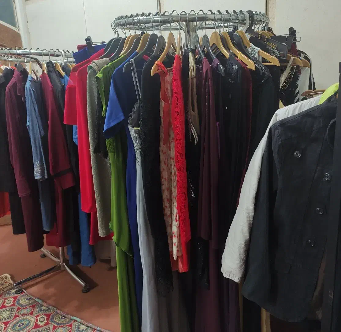 فروش انواع پوشاک در منزل|لباس|آشخانه, |دیوار