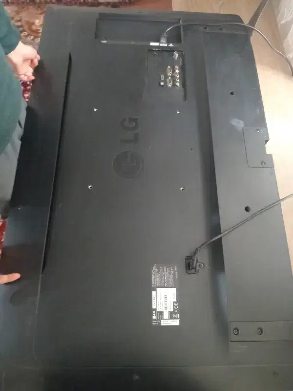 فقط پنلش شکسته|تلویزیون و پروژکتور|تبریز, |دیوار