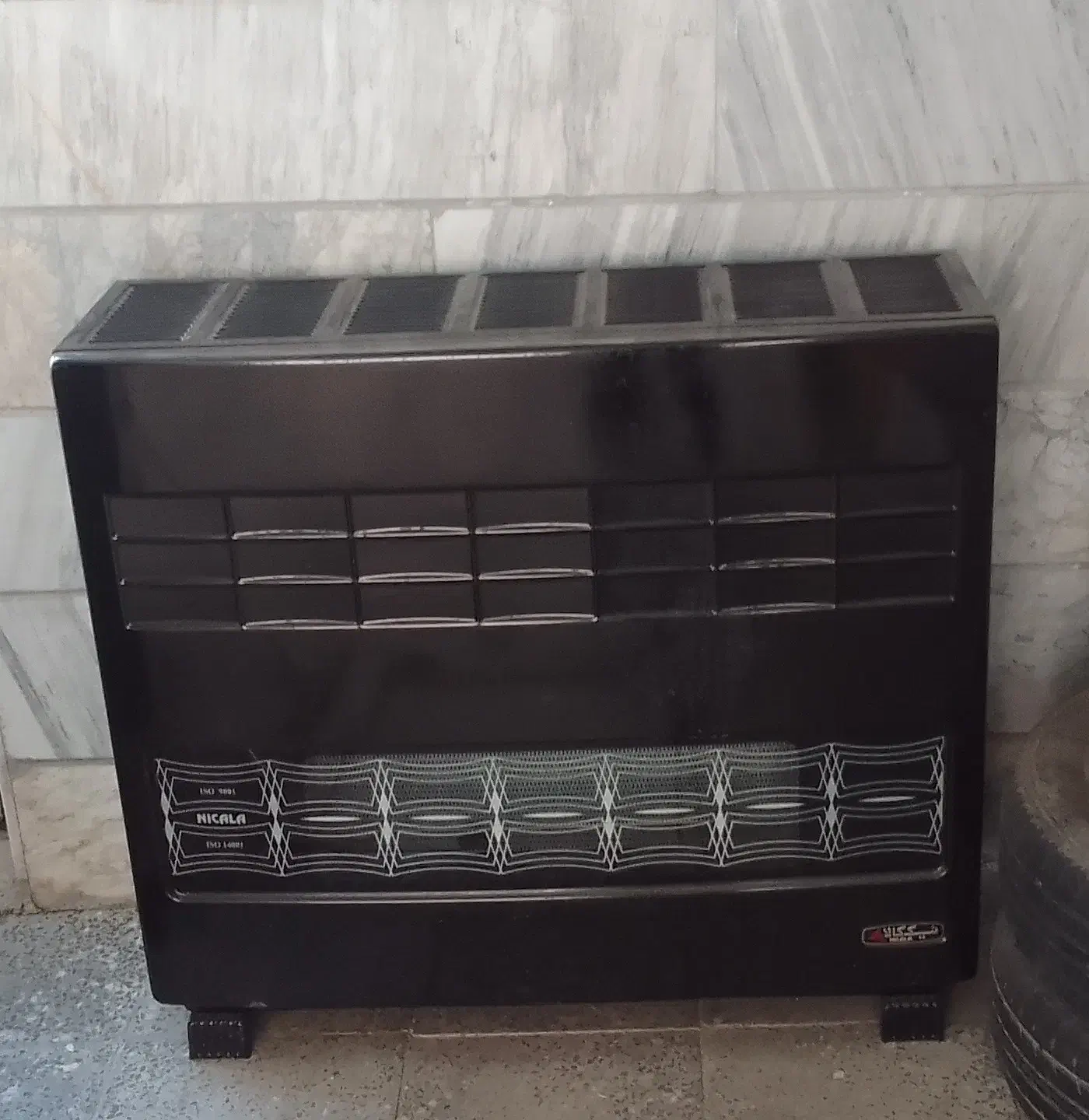 بخاری|بخاری، هیتر، شومینه|مهاجران, |دیوار