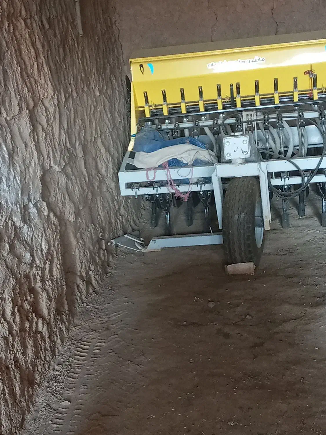 عمیقکار یانزده ردیفه درحد نو|ماشین‌آلات صنعتی|لالجین, |دیوار