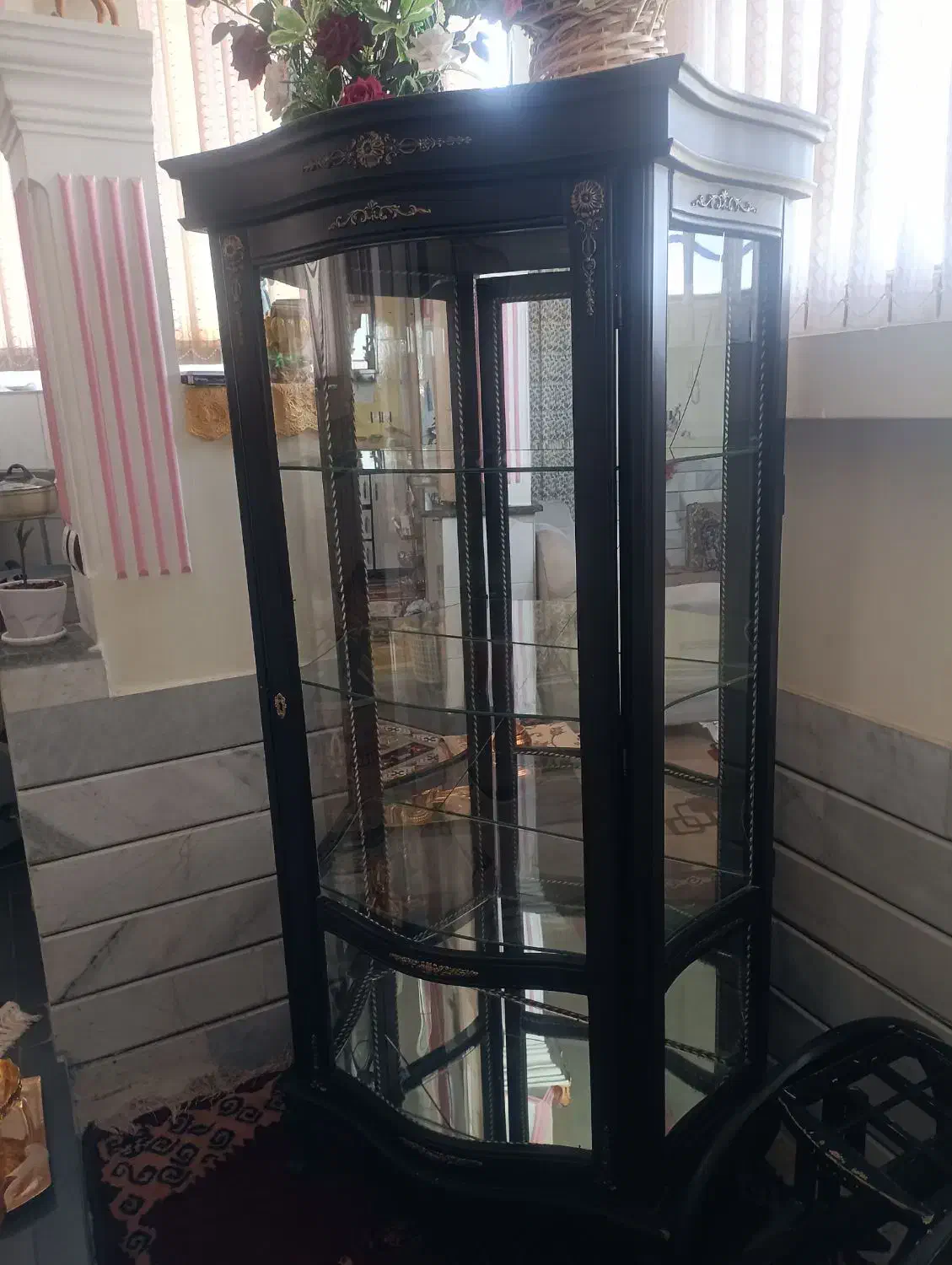 بوفه آینه دار تمیز و شیک|بوفه، ویترین، کنسول|بیرجند, |دیوار