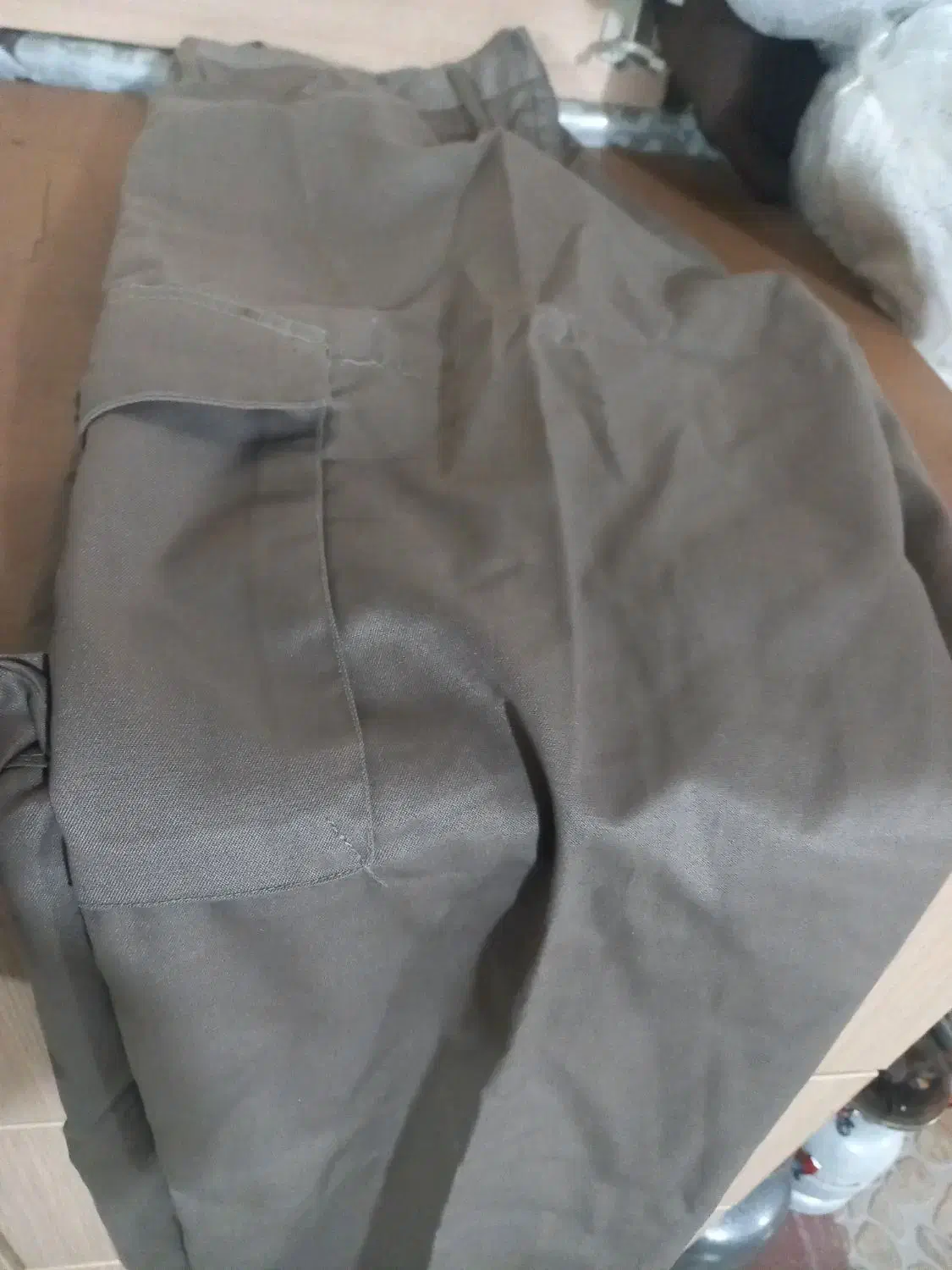 لباس نظامی|لباس|خوی, |دیوار