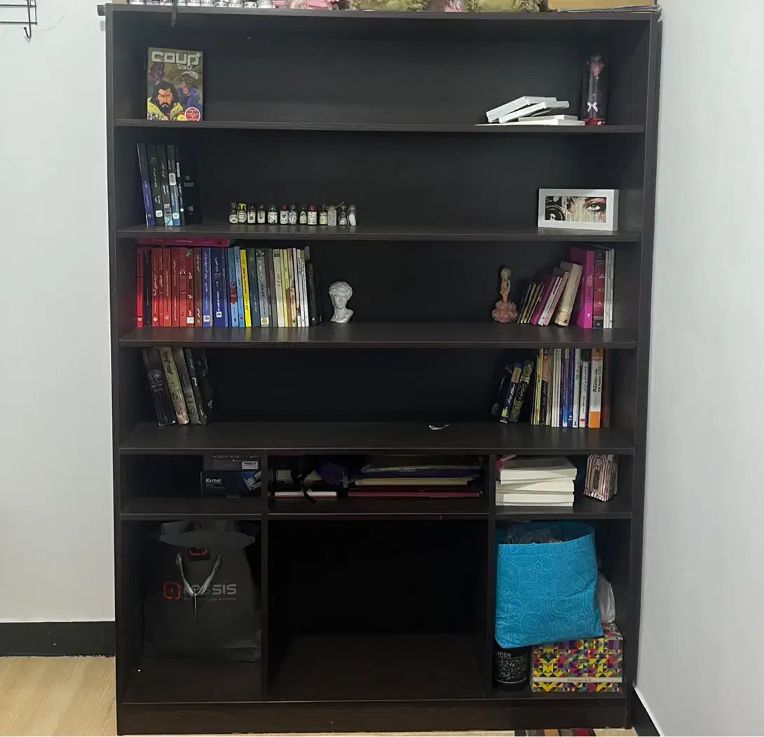 کتابخانه|کتابخانه، شلف، قفسه‌های دیواری|اندیشه, اندیشه فاز ۱|دیوار