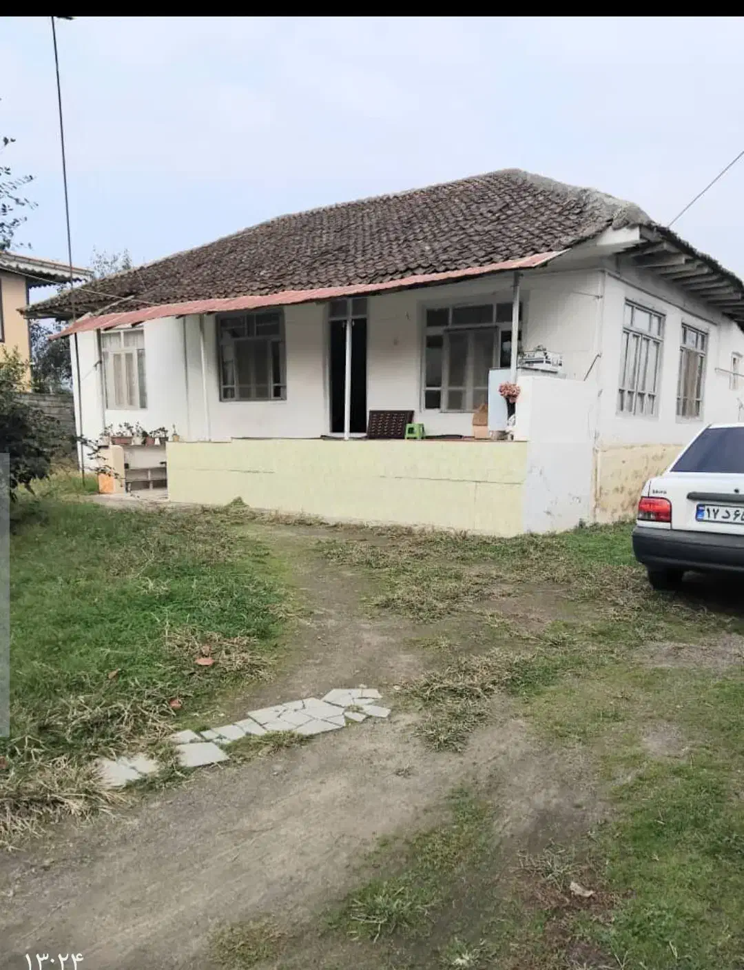 فروش زمین و خانه کلنگی با ۲۰۰نهال کیوی خونی|فروش خانه و ویلا|حویق, |دیوار