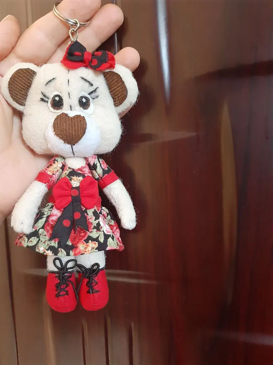 عروسک نمدی دوست داشتنی|صنایع دستی و سایر لوازم تزئینی|شهرکرد, |دیوار