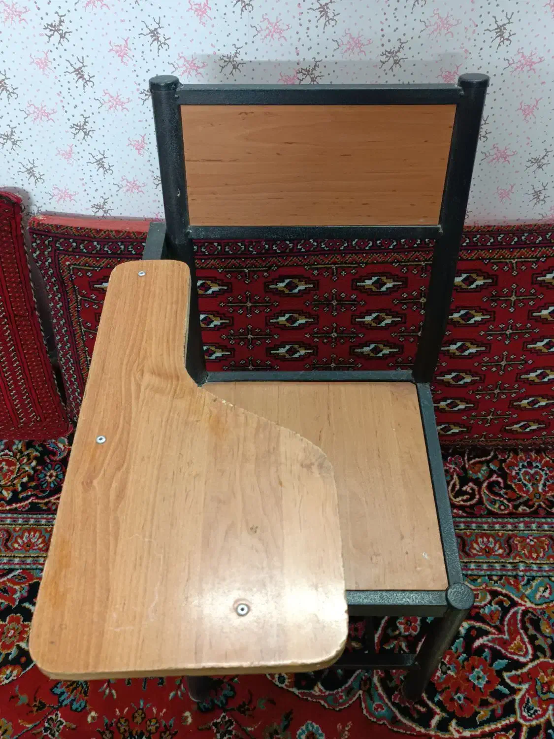 صندلی دسته دار|صندلی و نیمکت|مشهد, ایثارگران|دیوار