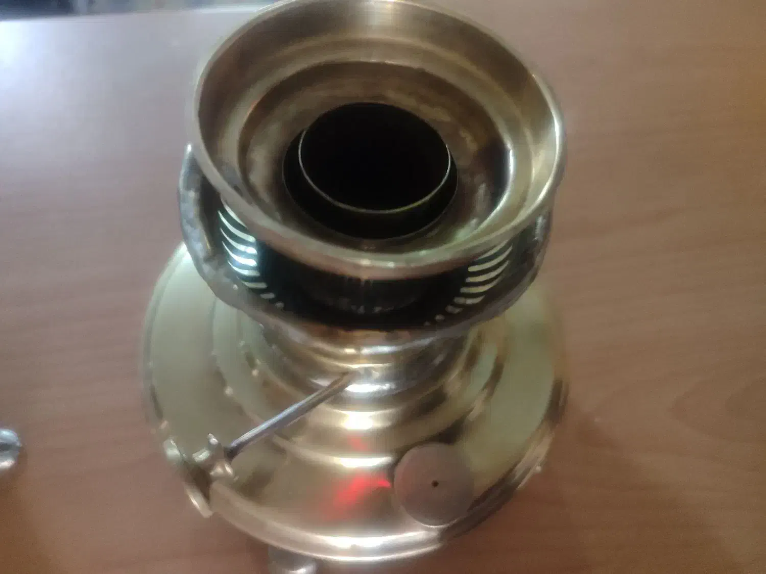 ته سماور قدیمی برنجی کمیاب.|قوری، کتری، قهوه‌ساز دستی|خمینی‌شهر, |دیوار