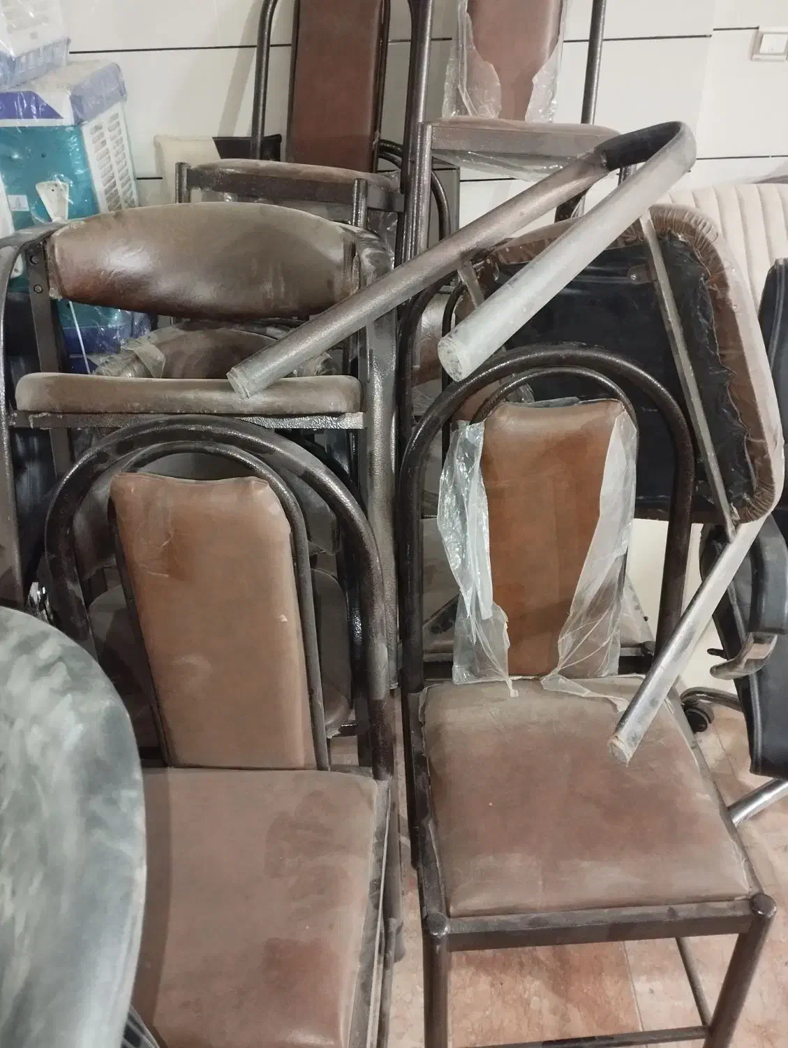 صندلی همه مدل دسته دو موجود است|صندلی و نیمکت|شاهرود, |دیوار